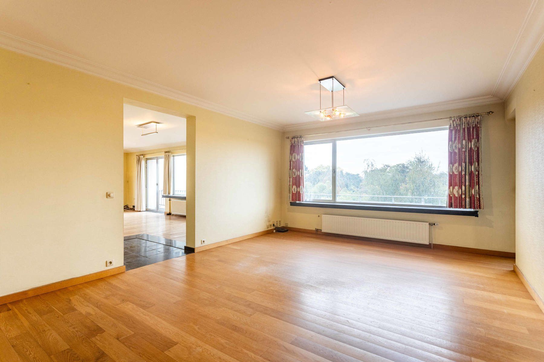 Exclusief ruim app. met mooi parkzicht, terrassen en garage foto 6