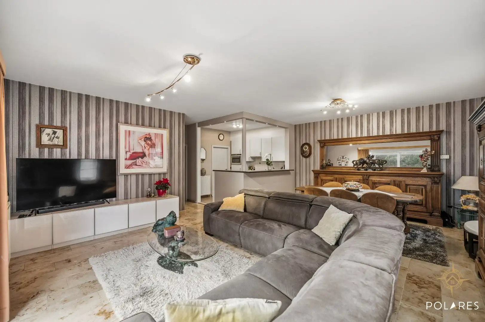 Gelijkvloers 2 slaapkamer appartement met uitzicht op het groen  foto 3