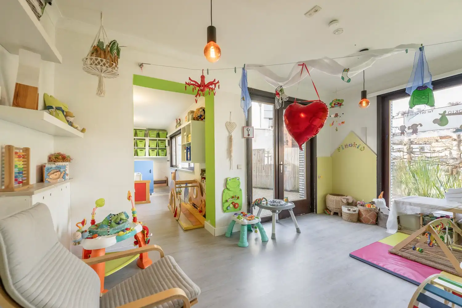 Halfopen woning met garage te Meulebeke. foto 7