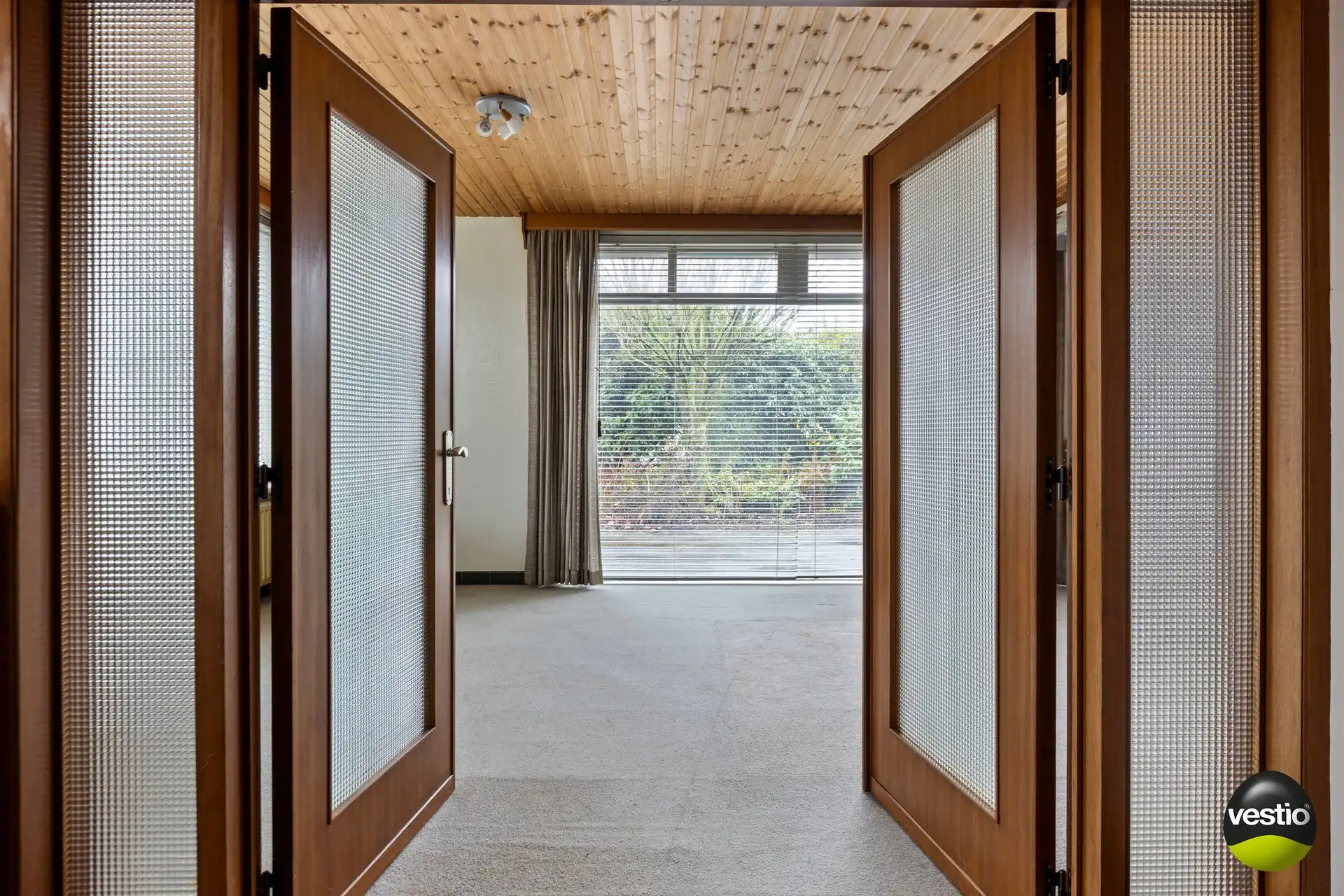 Rustig gelegen woning in Kermt op mooi perceel van 800 m². foto 5