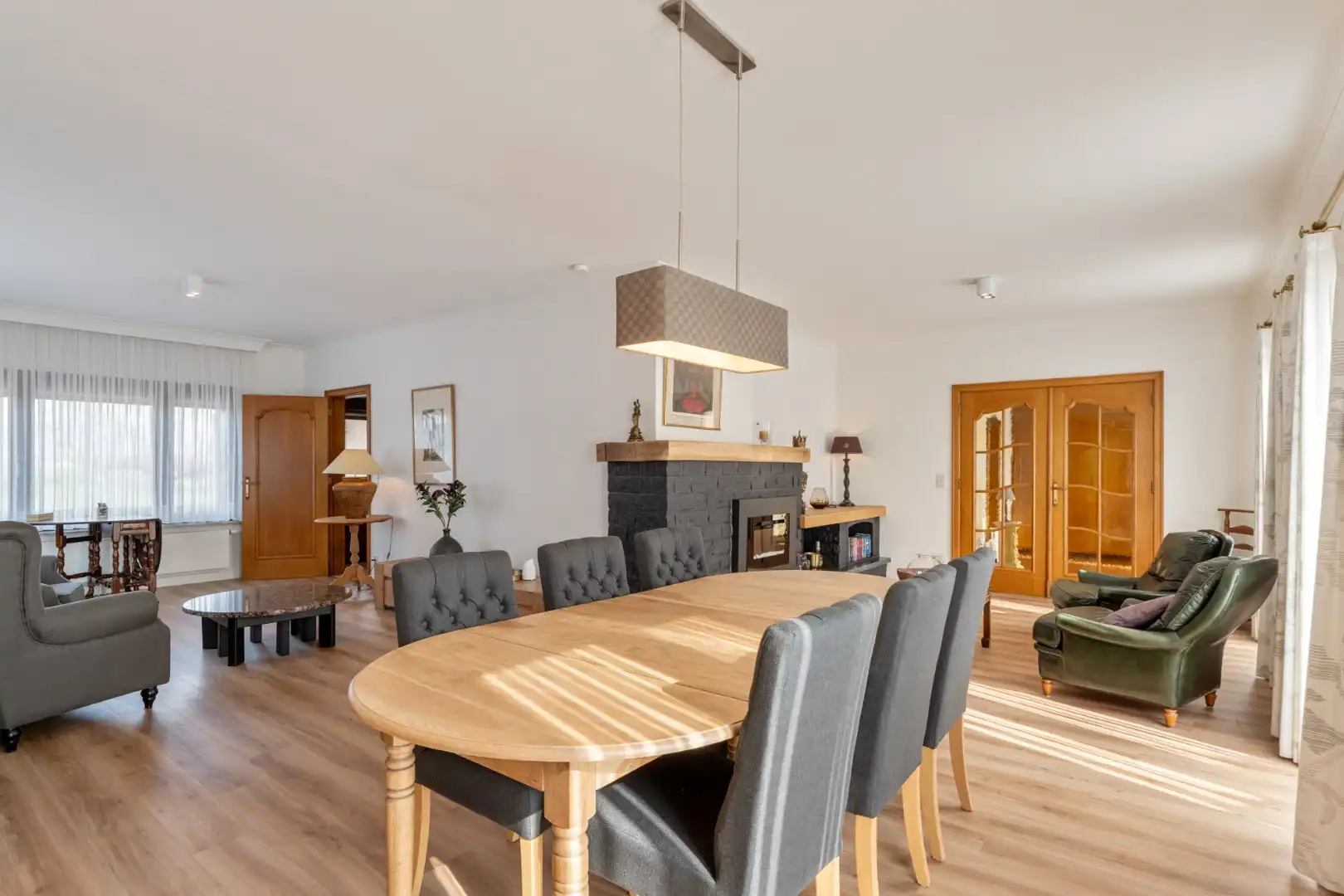 Zeer goed onderhouden gelijkvloerse gezinswoning op een riant perceel van 19a75ca op een rustige locatie te Schalkhoven, een deelgemeente van Hoeselt.  foto 20