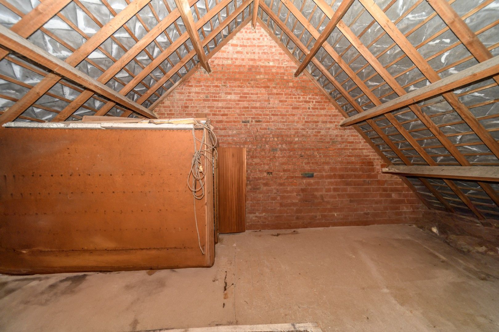 Te renoveren gezinswoning te Lebbeke (Wieze) foto 21