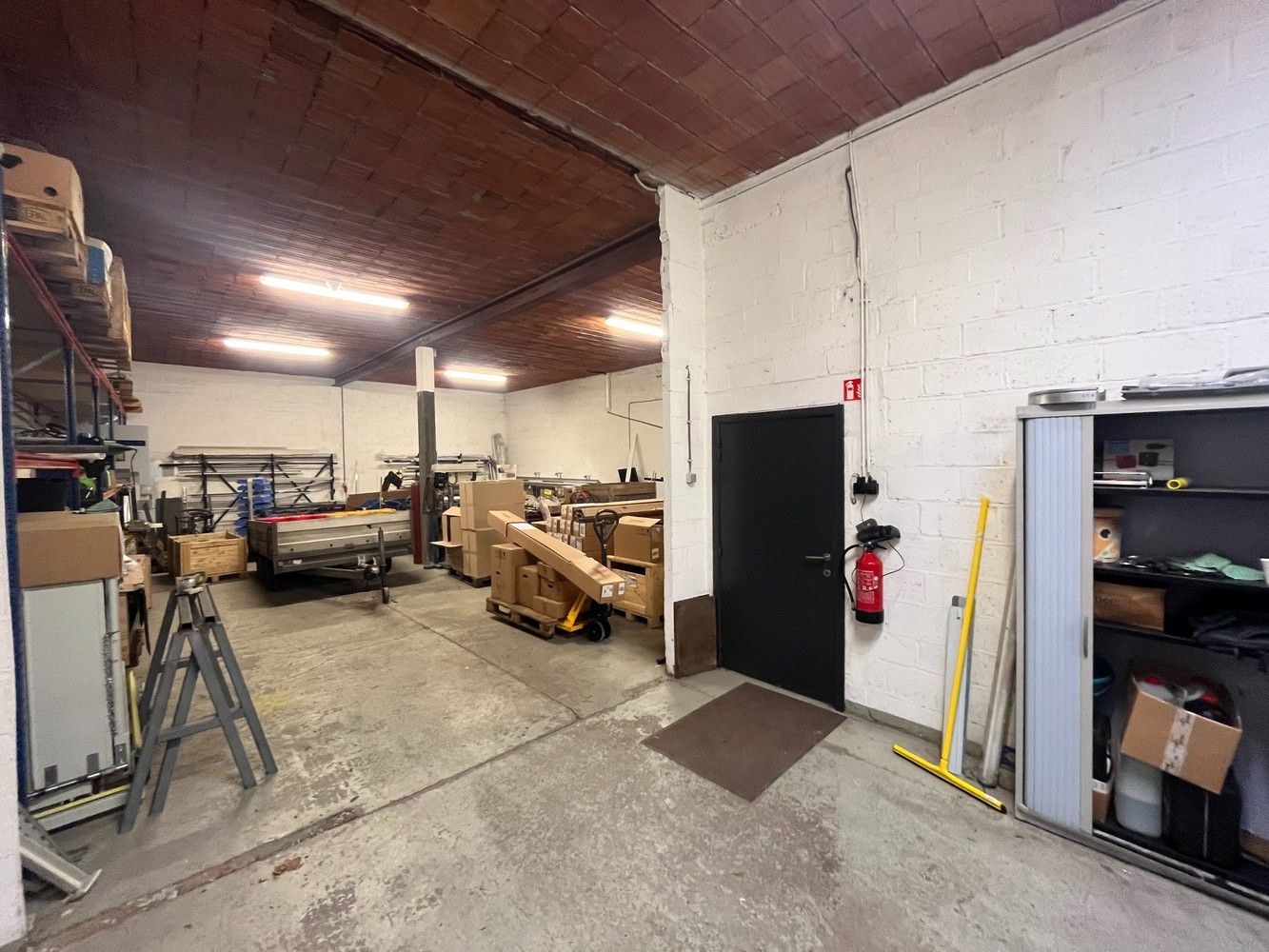 Bedrijfsgebouw +/- 775m² foto 17