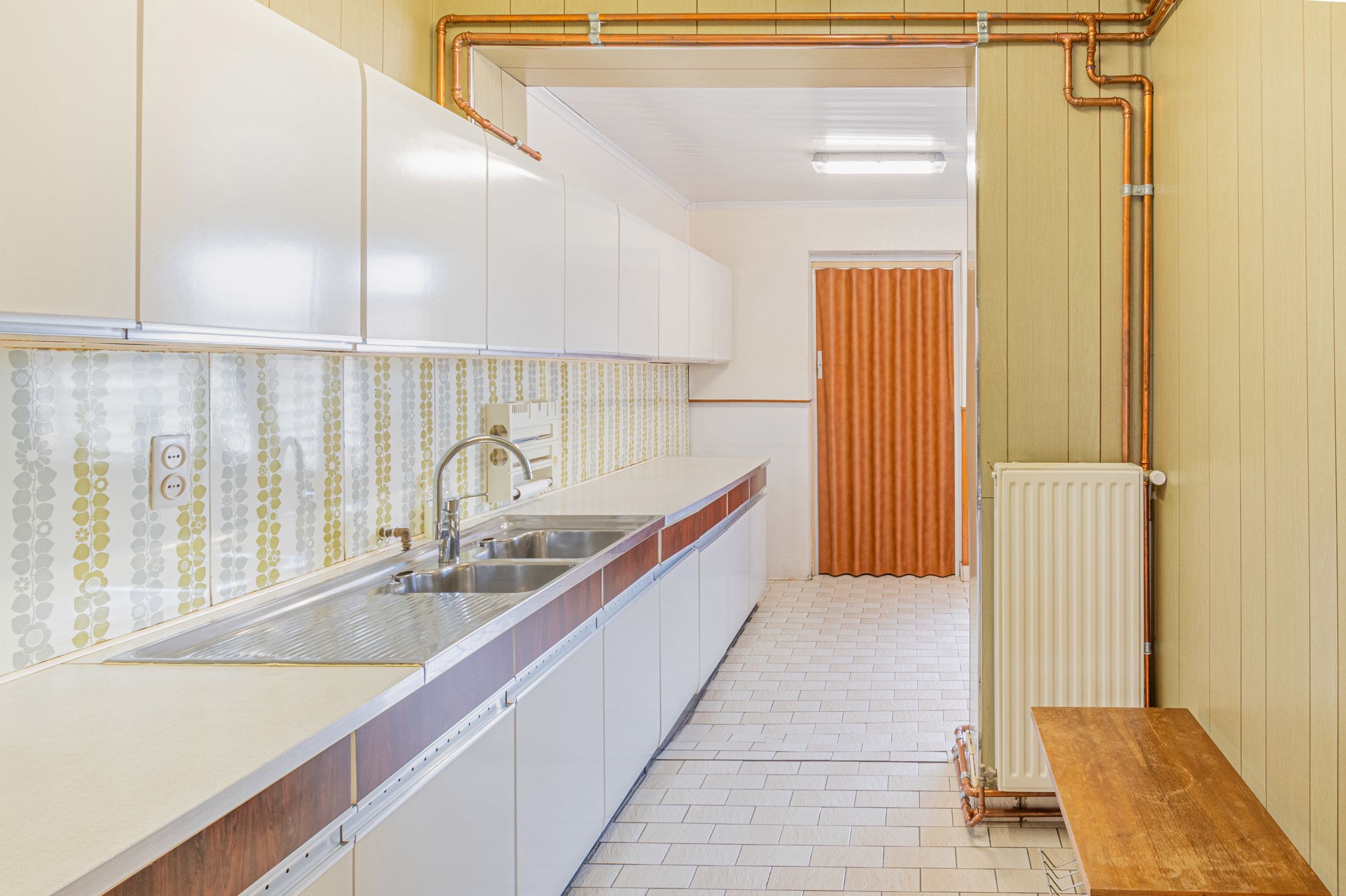 Gezellige gezinswoning met tuin en dubbele garage  foto 2