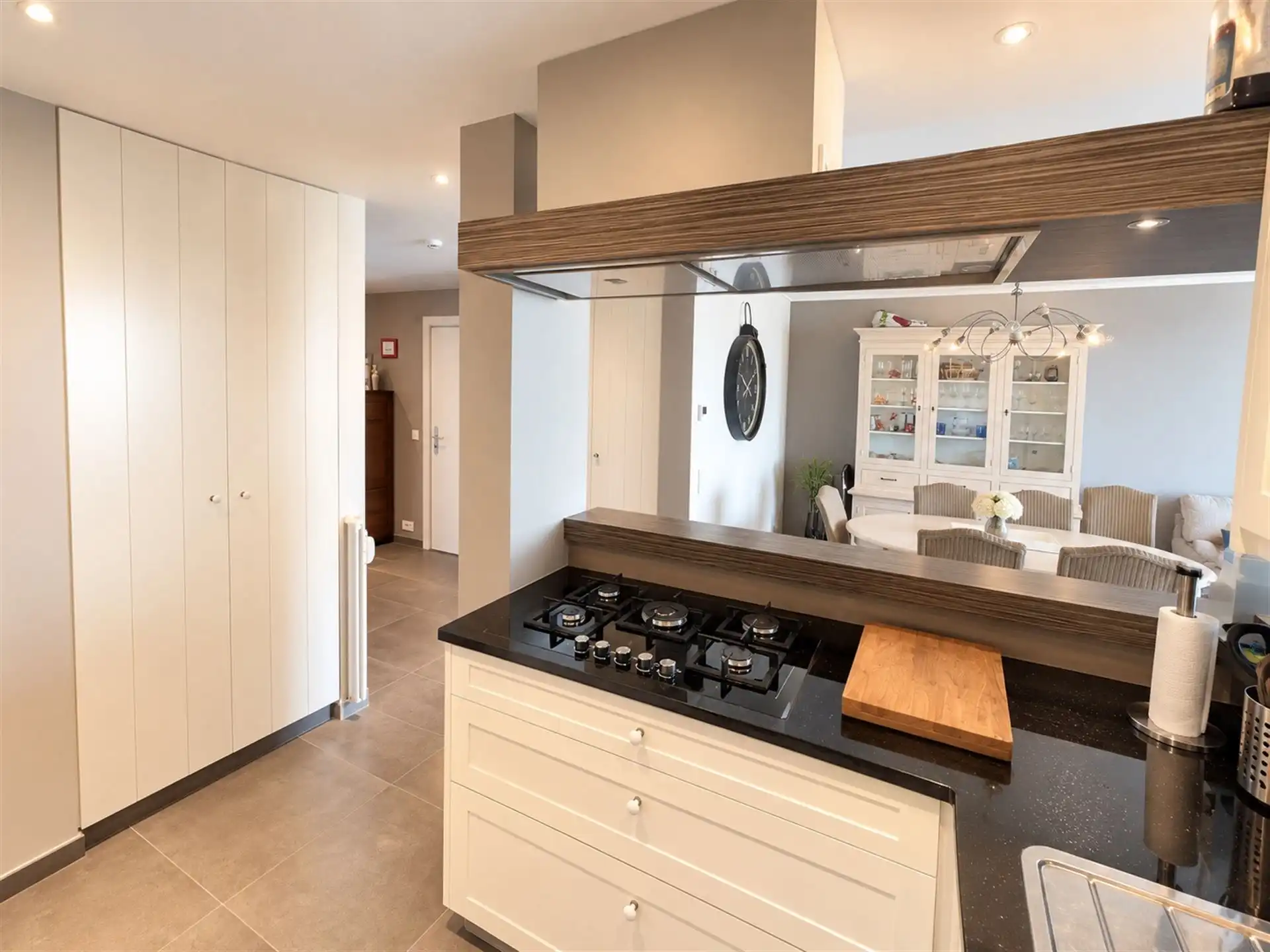 Uniek penthouse met 3 slaapkamers en zeezicht foto 3
