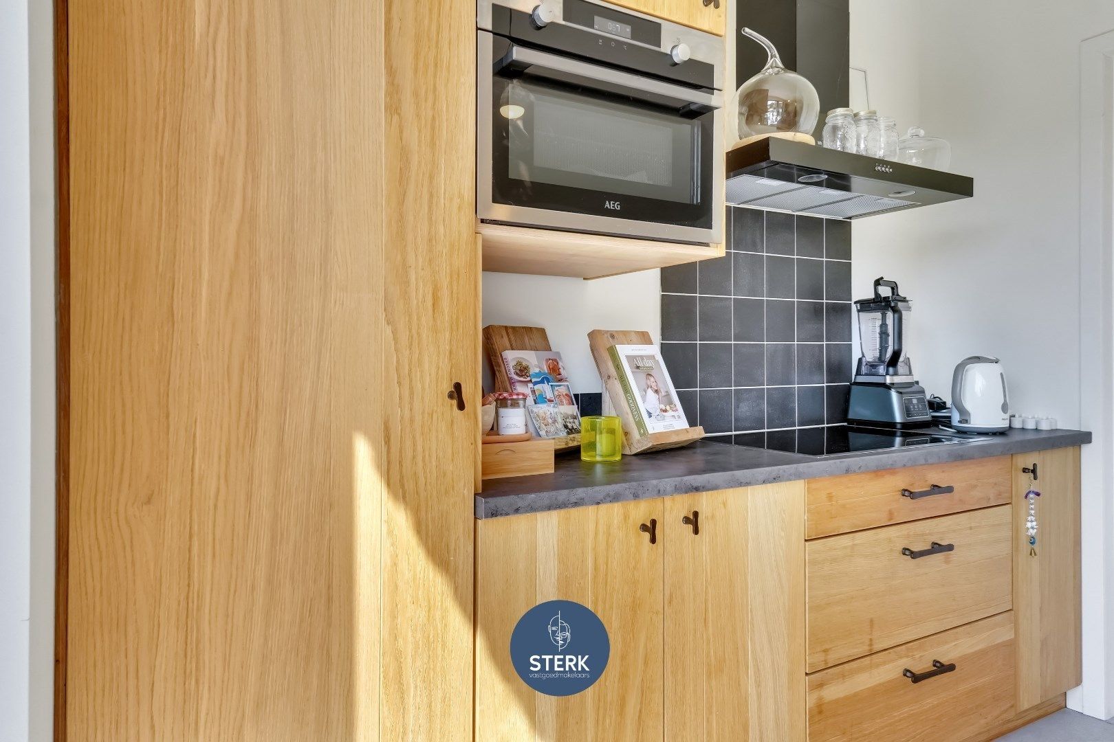 ENERGIEZUINIGE GEZINSWONING IN DE DORPSKERN VAN OUD-REKEM !  foto 11