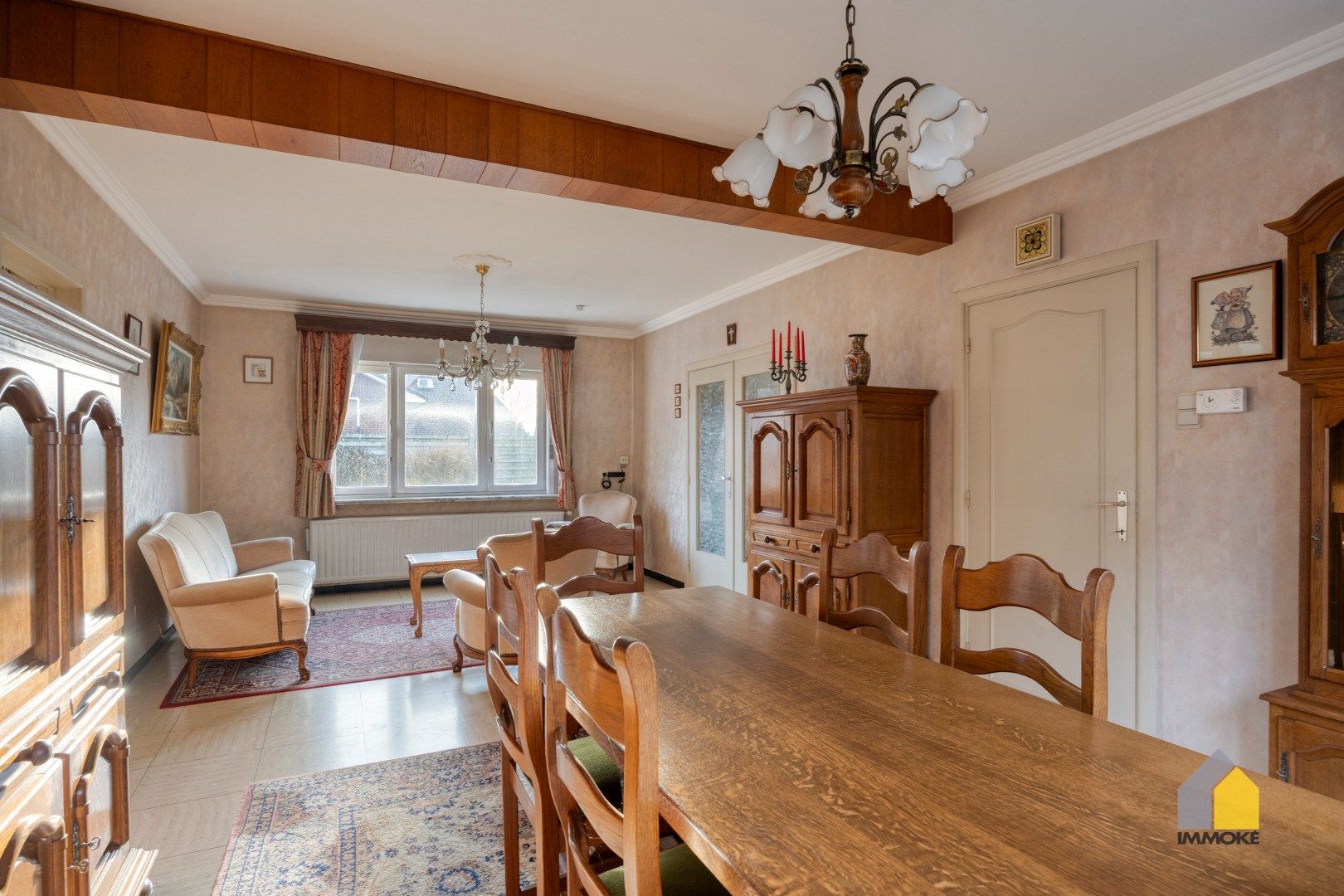 Op te frissen woning met 4 slpks op ruim perceel van 9 a 78 ca. foto 4