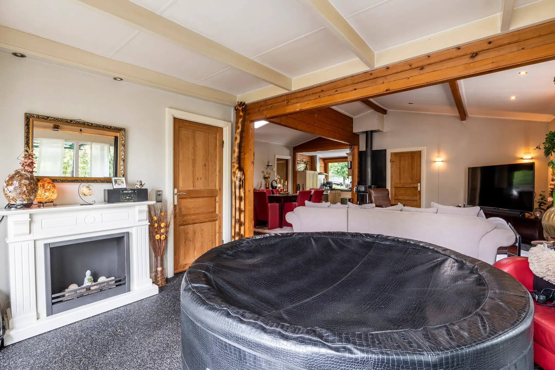 Mooi gelegen chalet op 528m² in Poppel nabij NL grens. foto 5