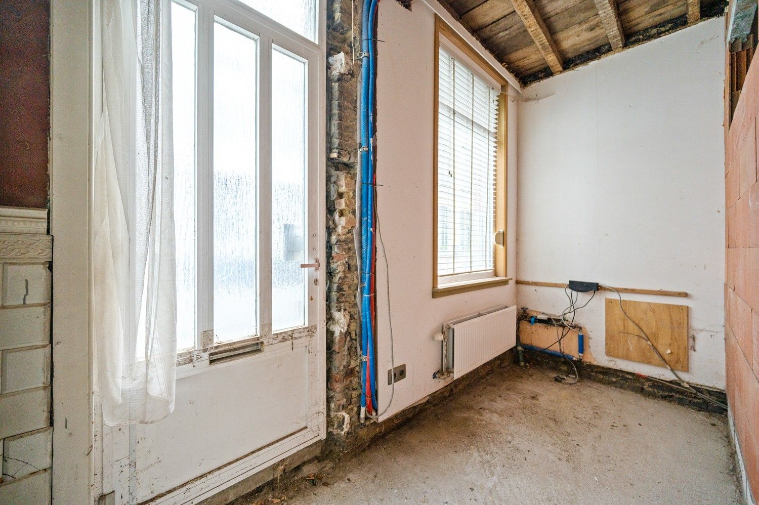Leuke, verder af te werken woning met 3 slaapkamers en tuin op toplocatie in Lier! foto 11