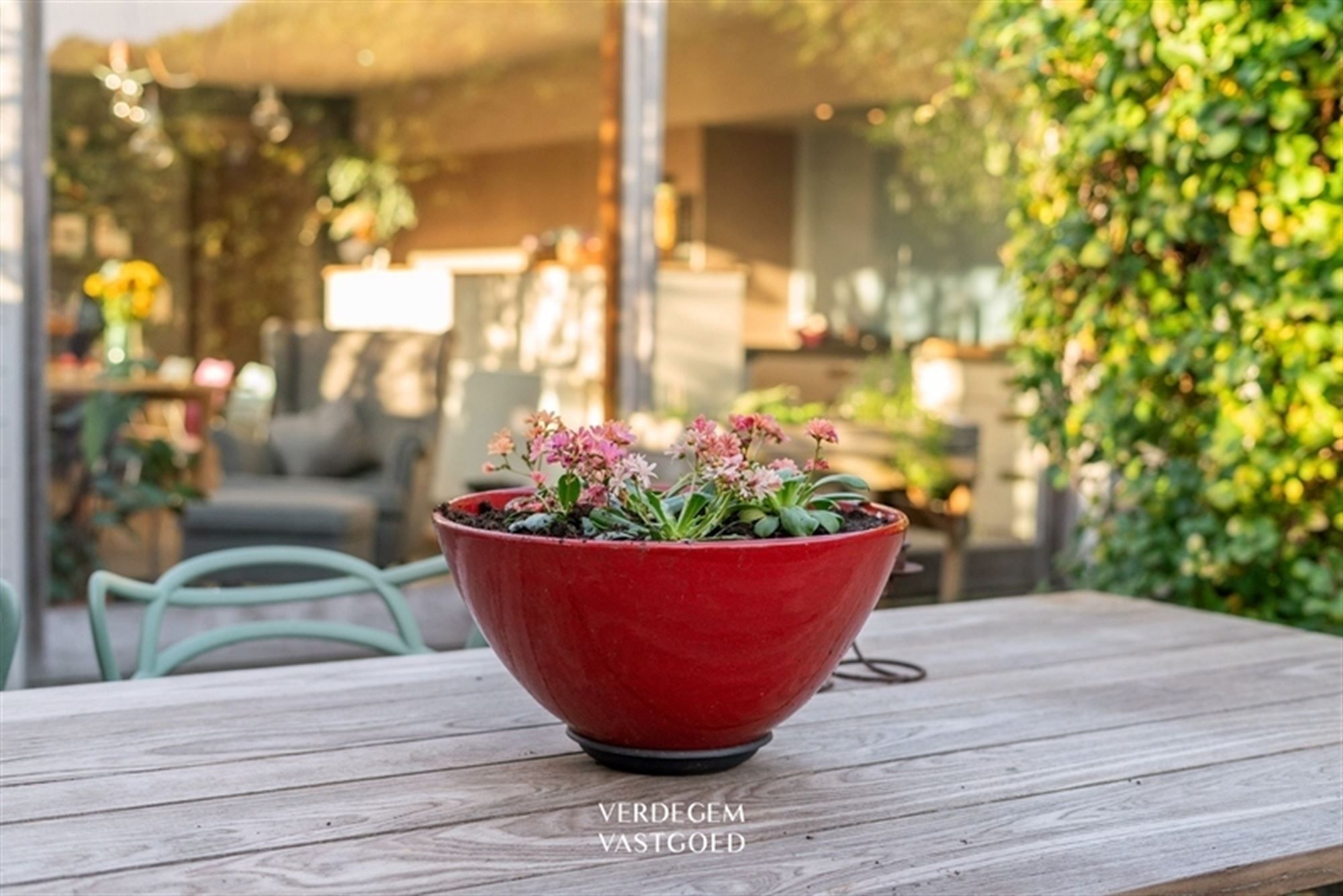 Toffe gezinswoning met 4 slaapkamers en mooie tuin foto 26