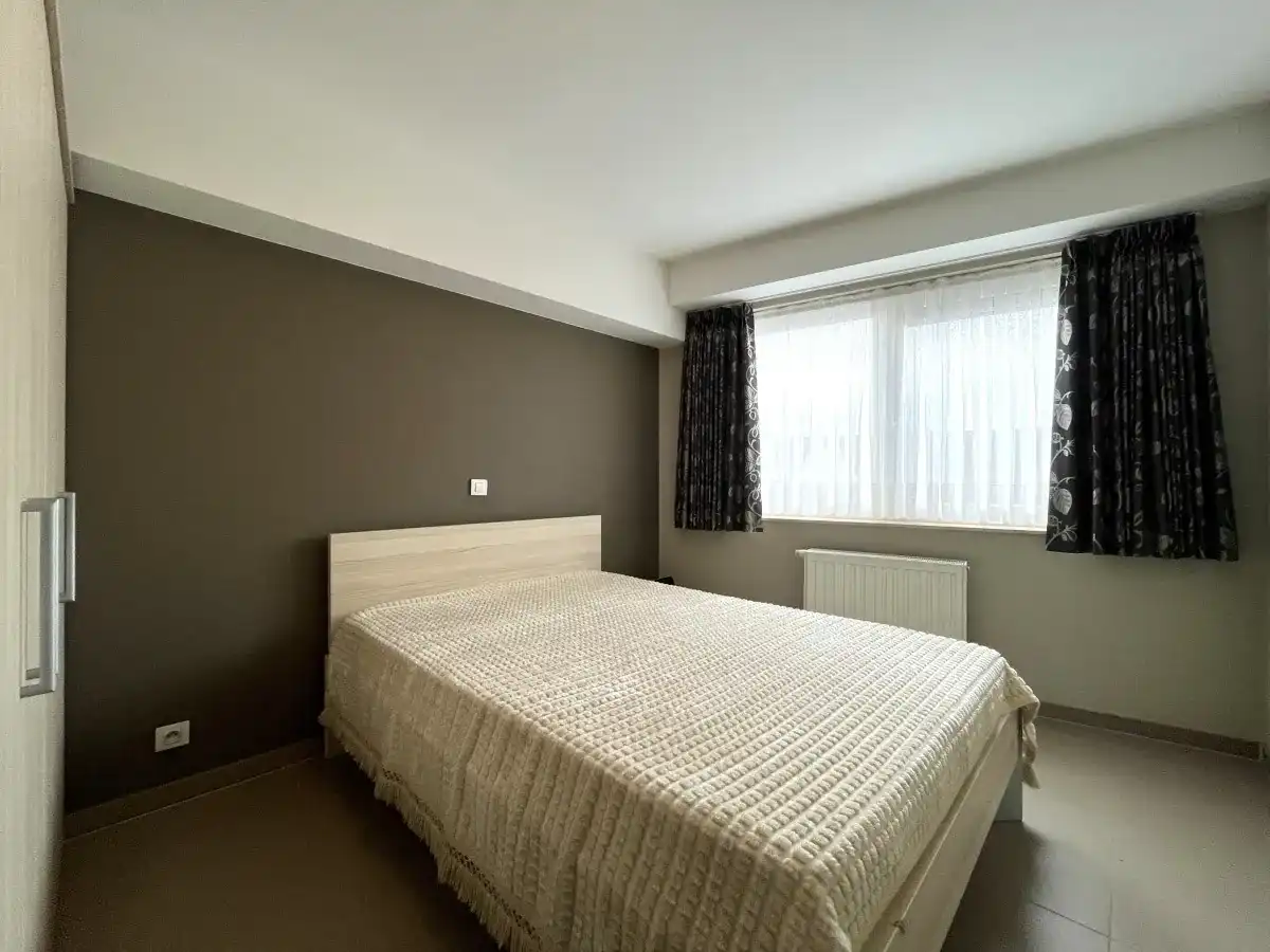 Roeselare – Ruim appartement met 3 slaapkamers en terras nabij het centrum foto 7
