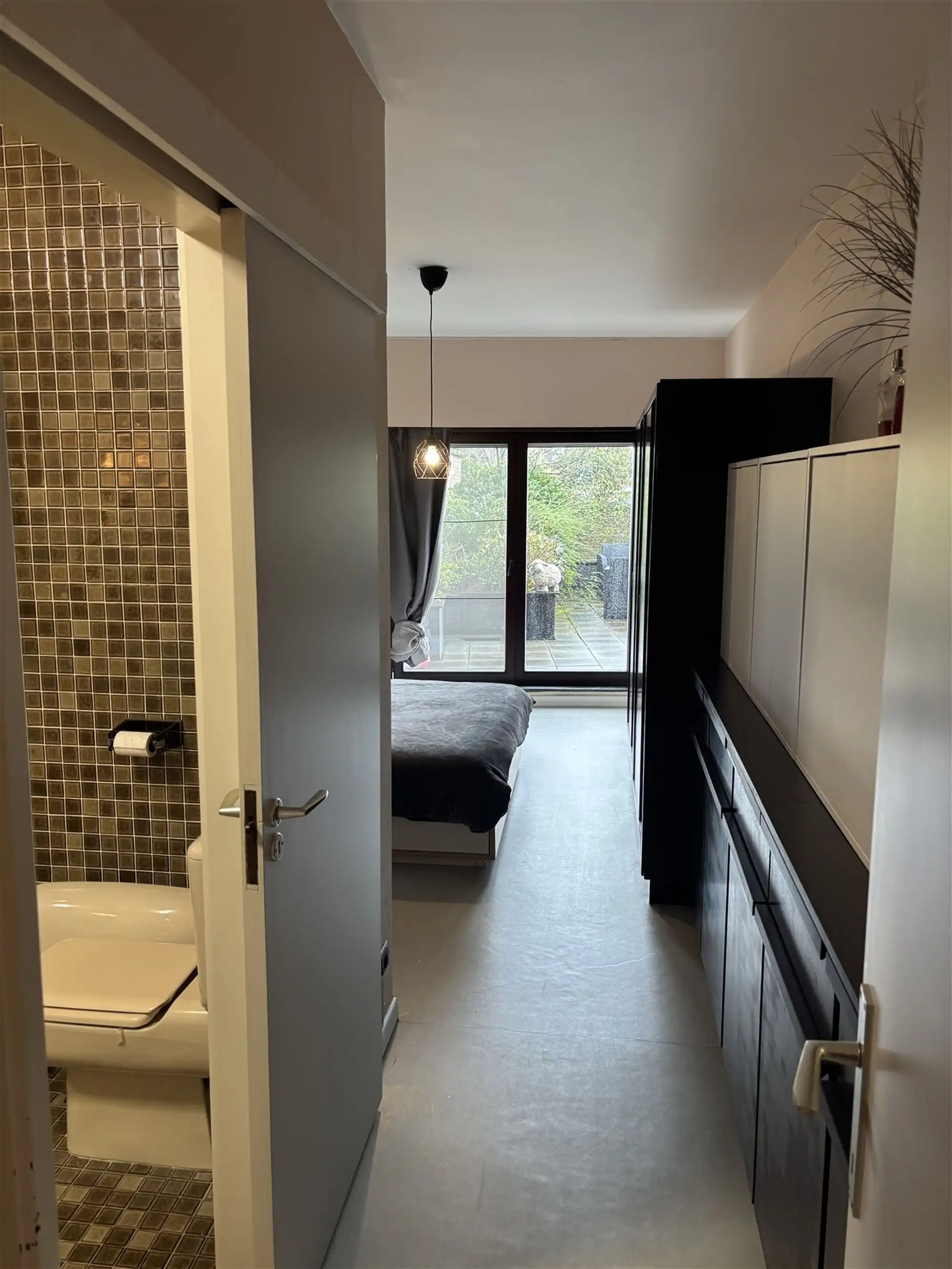 Zeer ruim appartement in centrum Edegem te huur foto 14