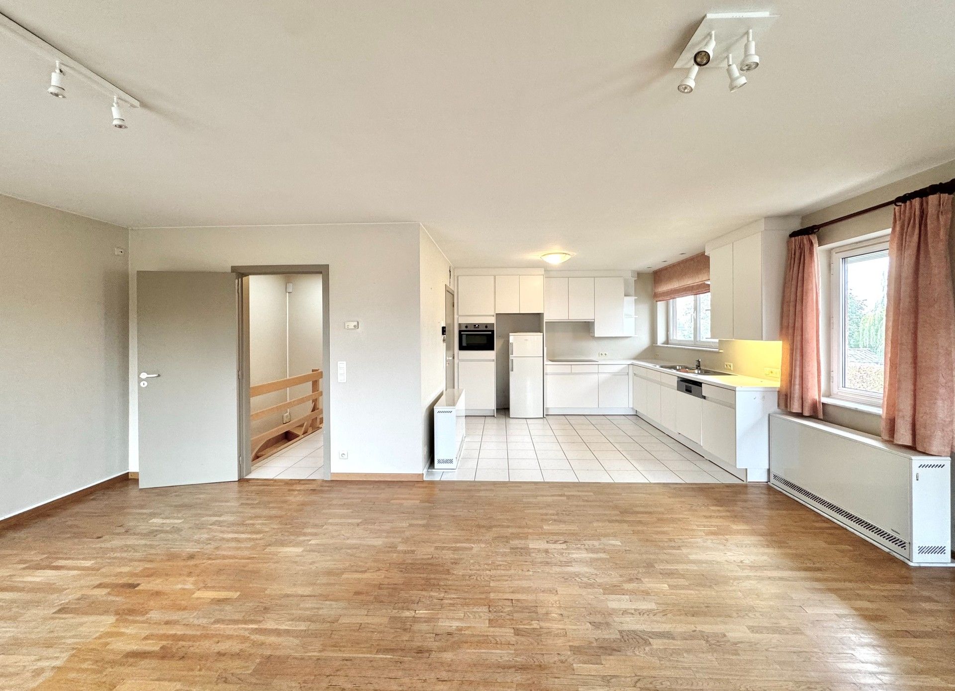 LOFT/APPARTEMENT 1 SLPK - GROOT ZONNETERRAS & 1 PARKING foto 7