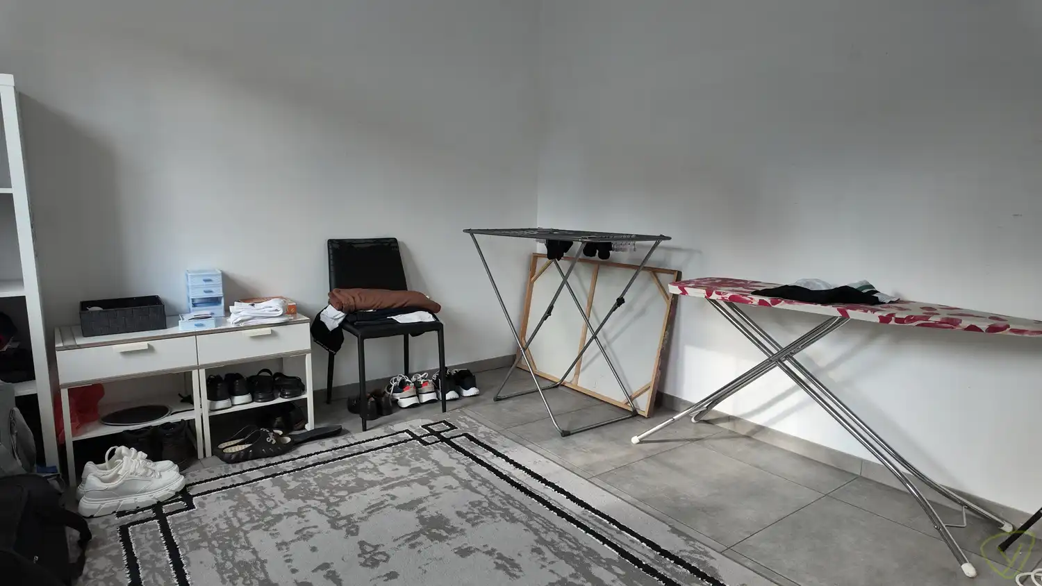 Modern appartement te huur aan de Gentsesteenweg in Eeklo - Perfect voor comfortabel leven in een stijlvolle omgeving! foto 12