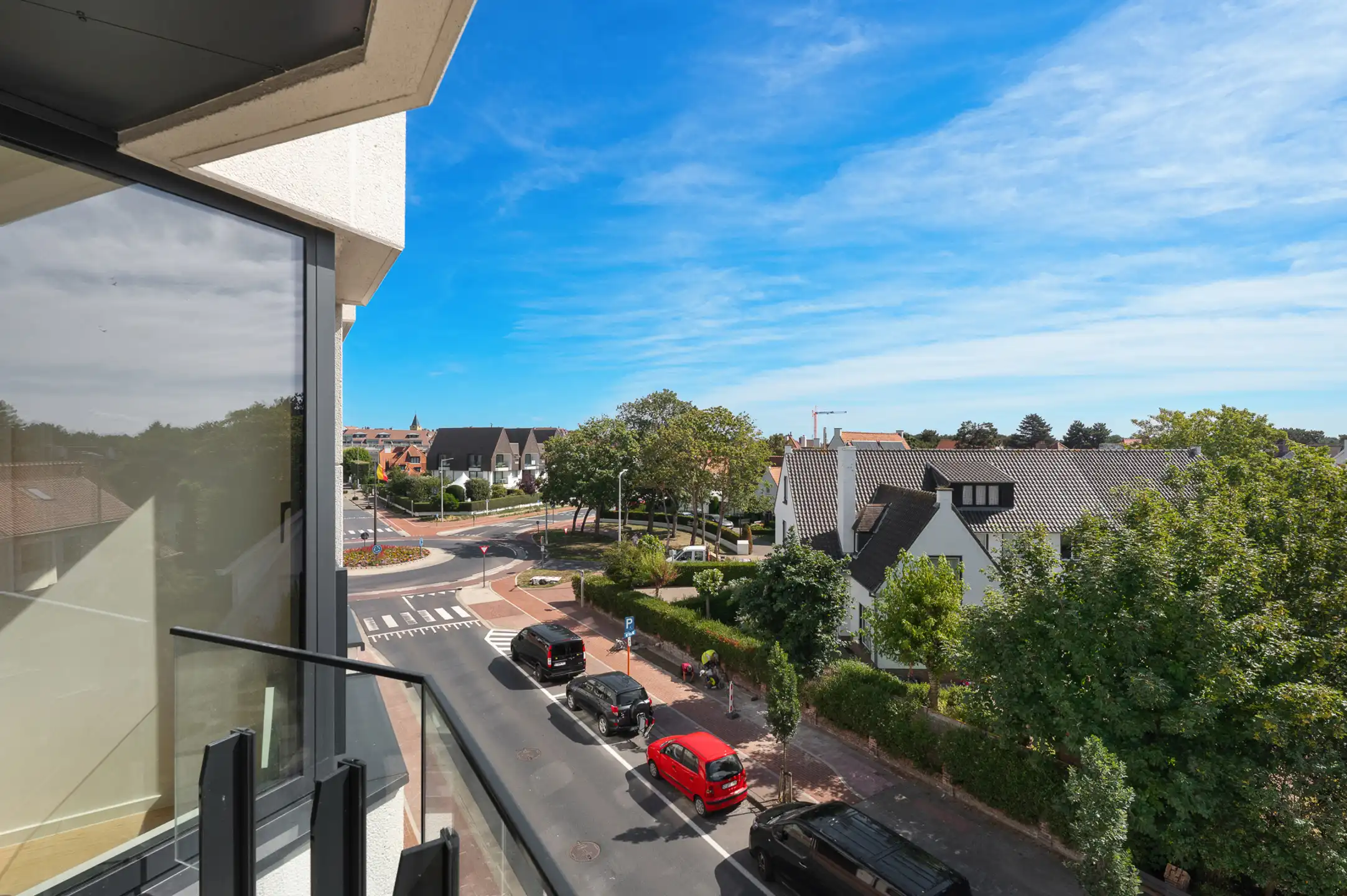 Lichtrijk gerenoveerd appartement met open zichten  foto 12