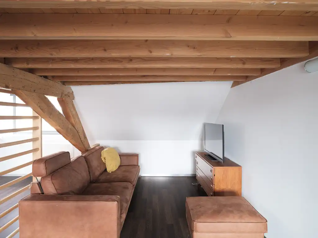 Architecturale burgerwoning naar de hand van Enplus architecten met stadstuin en polyvalente achterbouw op een boogscheut van het stadscentrum. foto 27