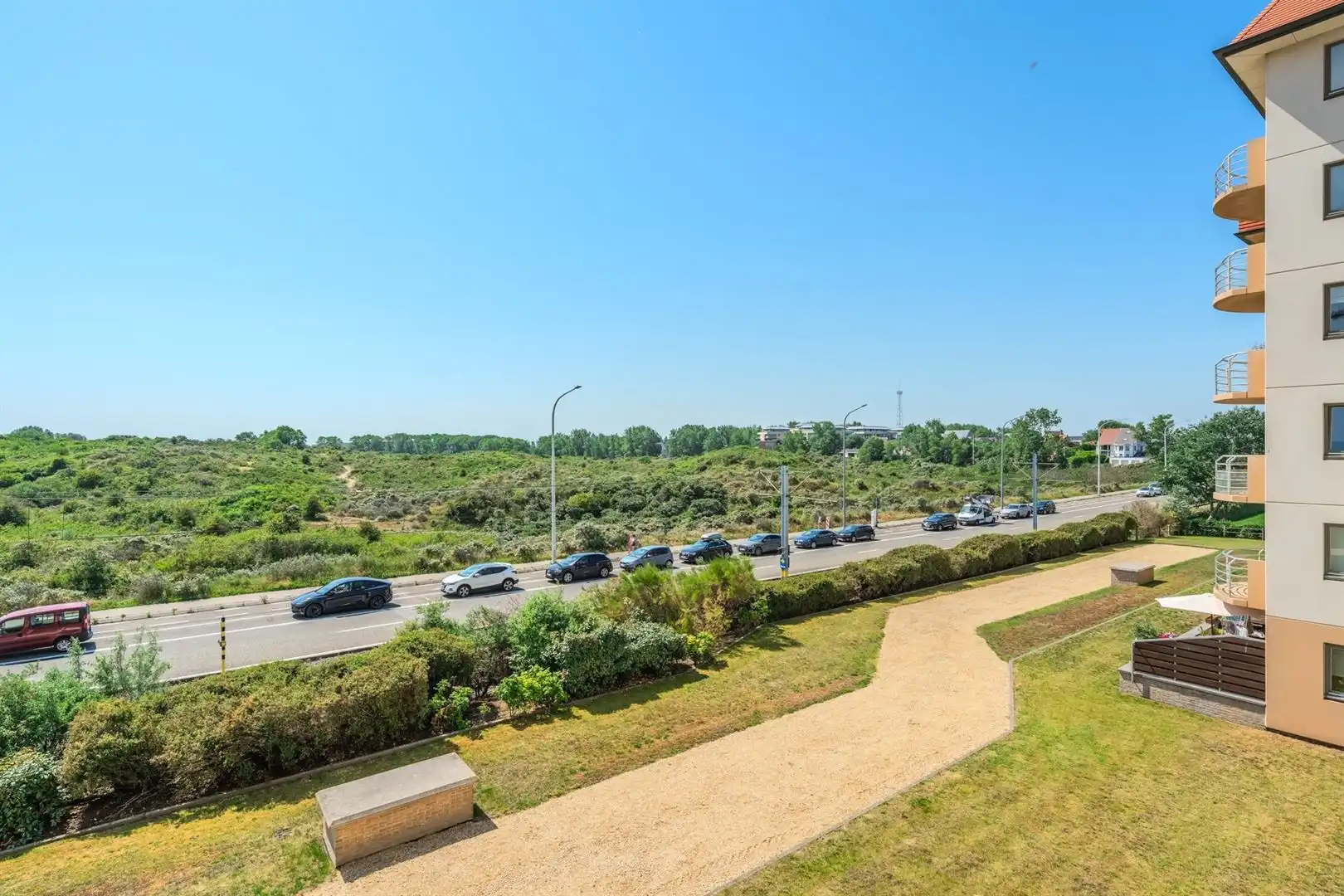 Prachtig zuidgericht appartement met zicht op duinen foto 21