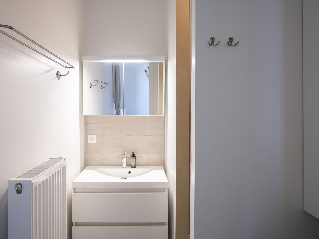 Lichtrijk 1-slaapkamerappartement met zuidgericht terras (14 m²) foto 8