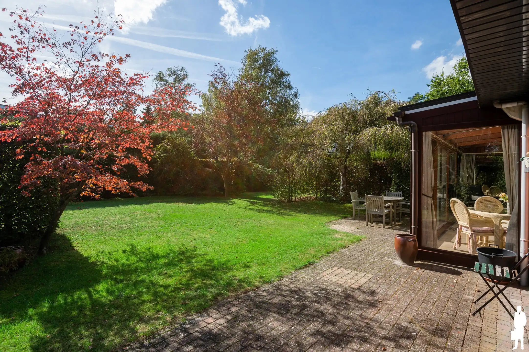 Karaktervolle vrijstaande woning met 3 slaapkamers, veranda en prachtig aangelegde tuin op toplocatie aan de Kalmthoutse Heide foto 26