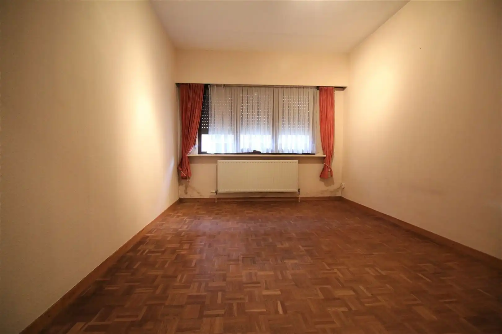 Gelijkvloersappartement met 1 slaapkamer en tuin in centrum Merksem foto 9