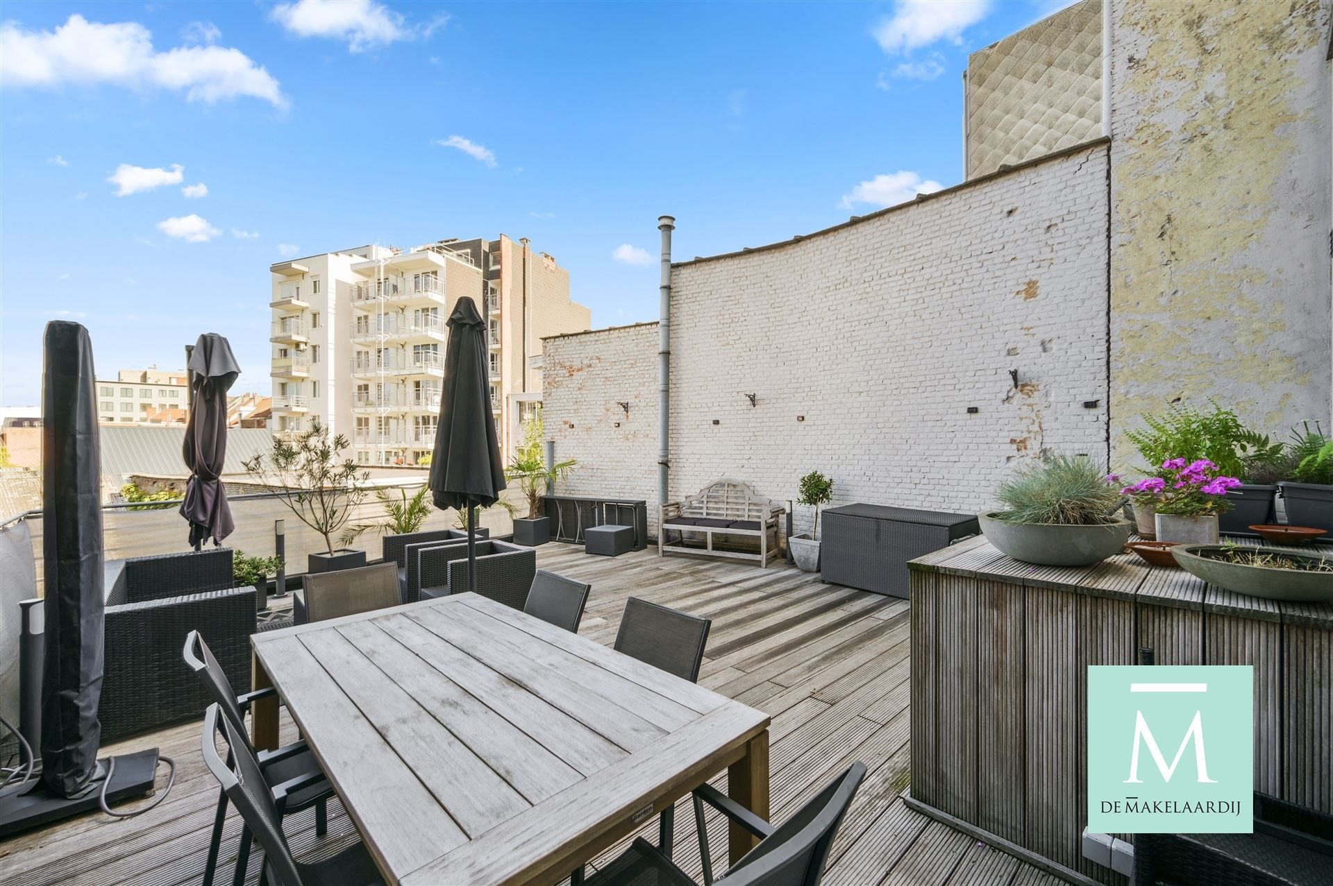 Prachtige handelswoning met overdekte garage nabij de vaart te Mechelen foto 12