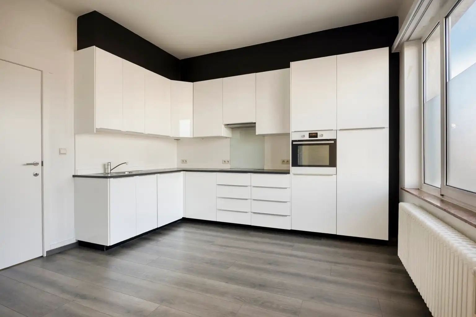 Uitstekend gelegen handelshuis met duplexwoonst  foto 15