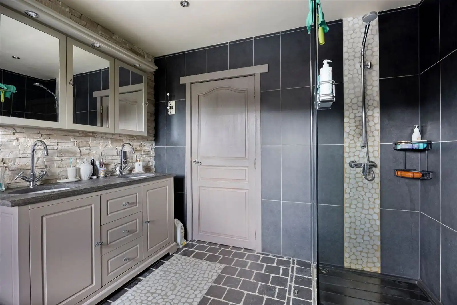 Alleenstaande woning met extra foto 13