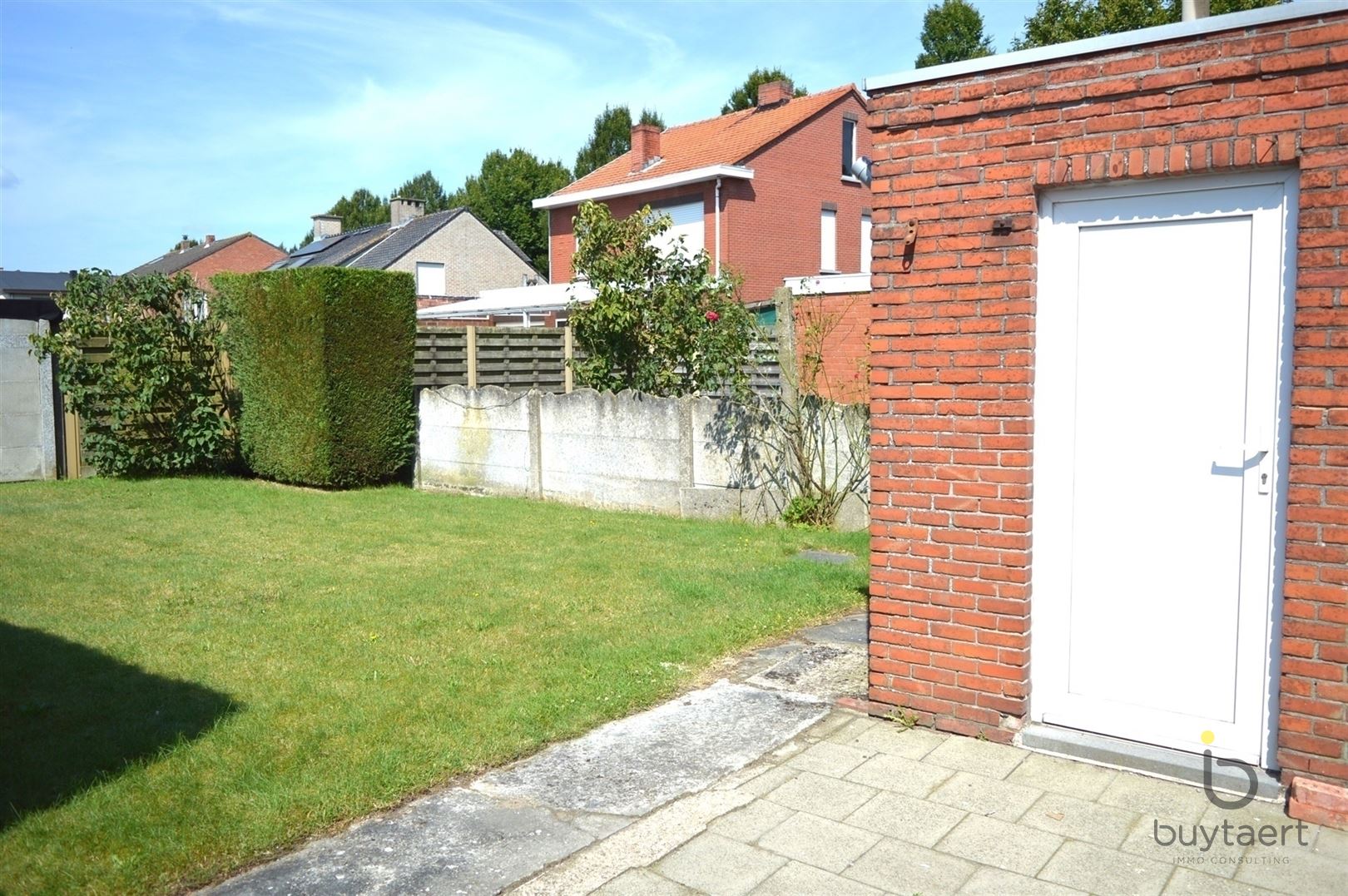 Gerenoveerde woning met tuin te Nieuwmoer! foto 4