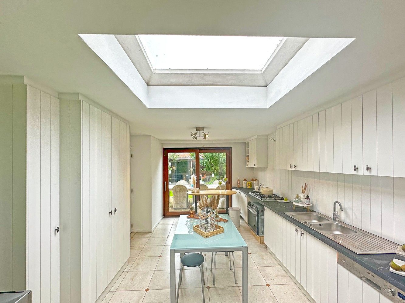 Gezellig huis met tuin te huur in Wijnegem! foto 4