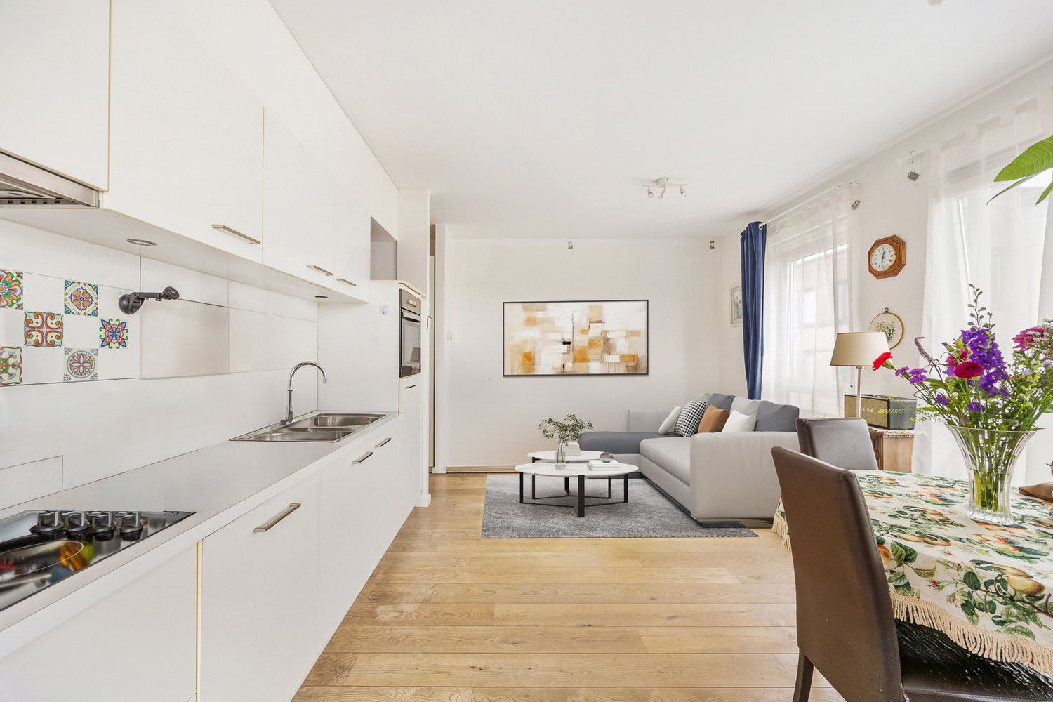 Energiezuinig (EPC A) en verhuurd 1slk-appartement met GIGA-terras van 28m² op toplocatie te Zurenborg foto 5