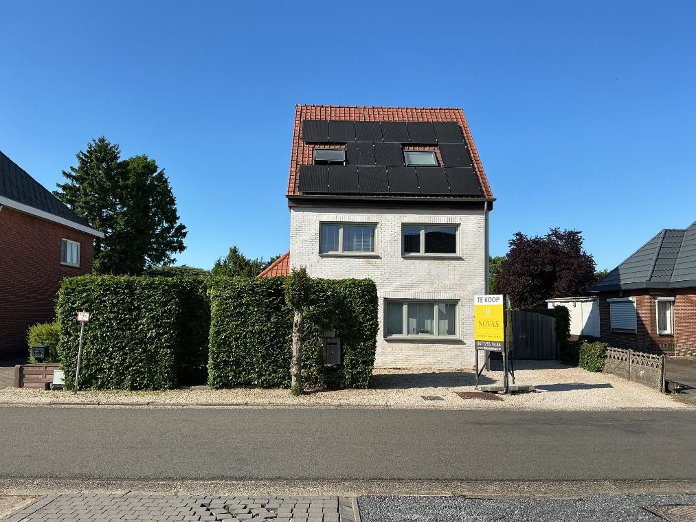 Energiezuinige woning met zonnepanelen, 3 grote slaapkamers, mooie tuin met bergplaats, zalig uitzicht foto 35
