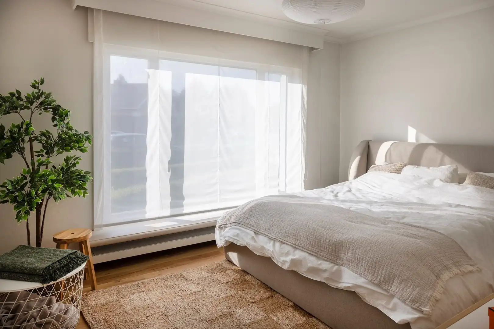 Klassevolle gelijkvloerse villa gelegen op Hoog Kortrijk. foto 8