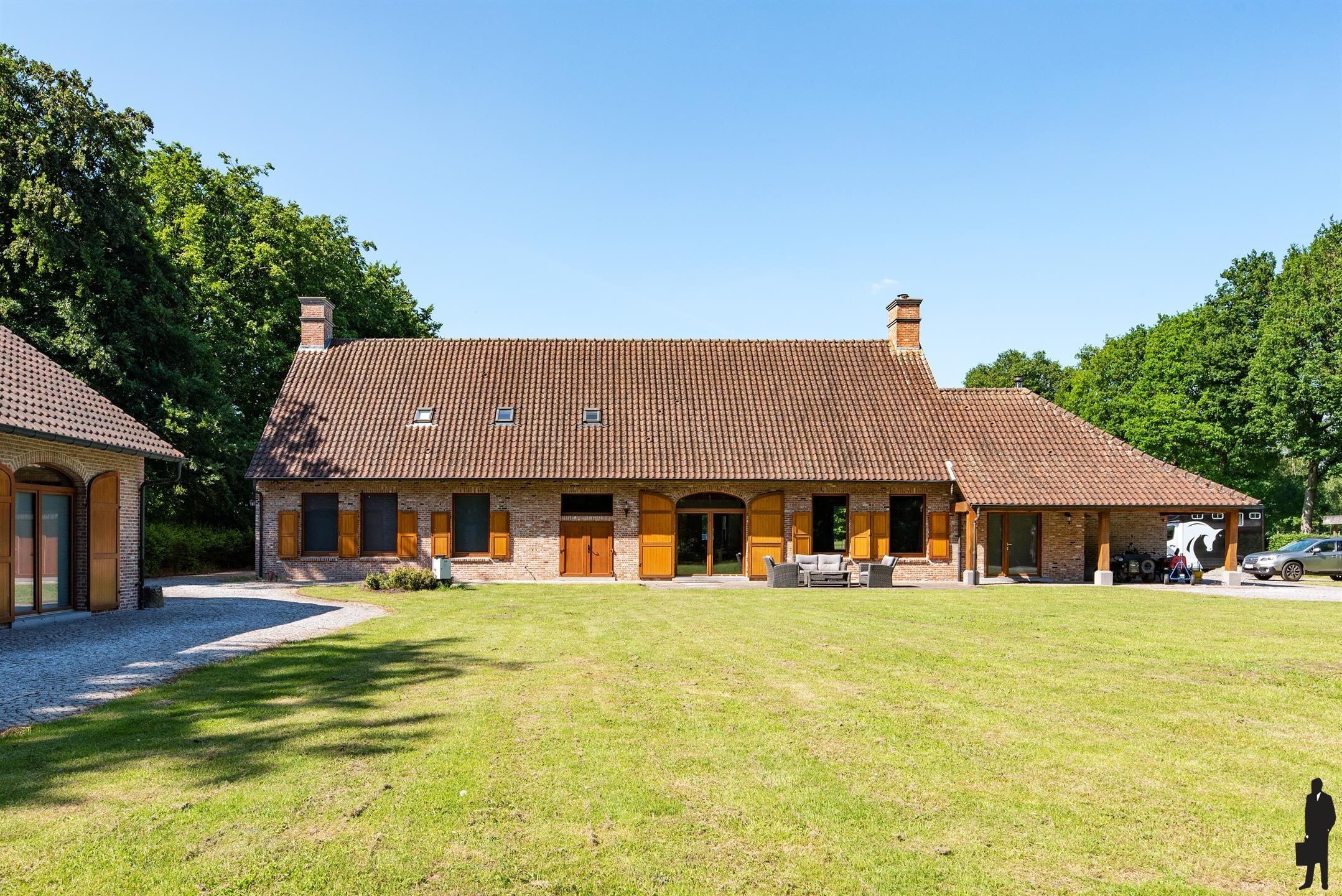 Luxe kangoeroe-villa te Sint-Job met paardenacc. op ca. 1,2 HA! foto 45