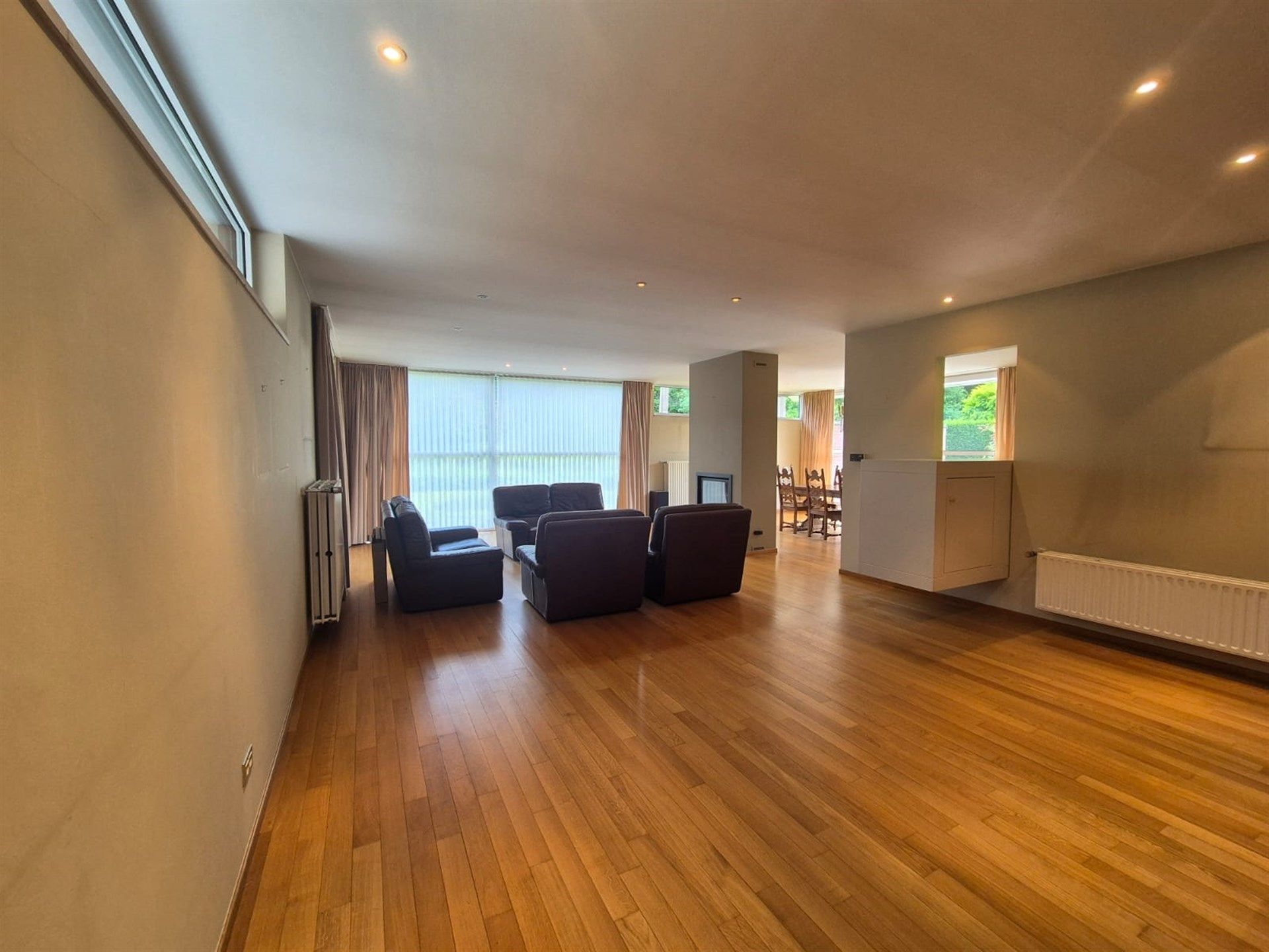 Gunstig gelegen ruime villa in groene omgeving.  foto 5