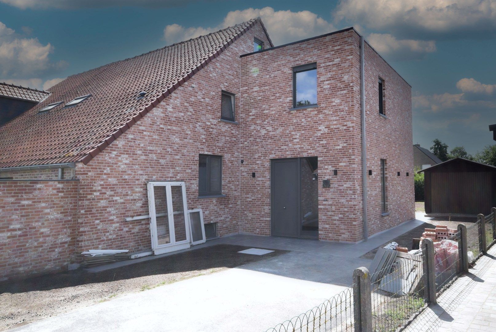 CHARMANTE WONING NABIJ CENTRUM WINGENE foto {{pictureIndex}}