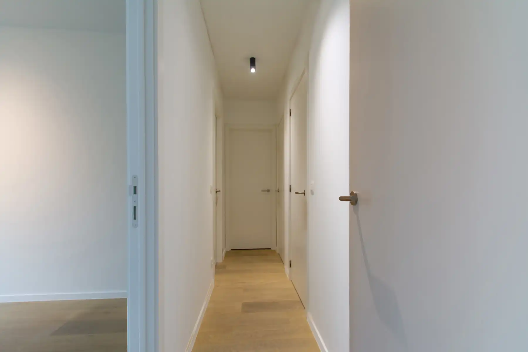 Twee-slaapkamerappartement met riant terras foto 12