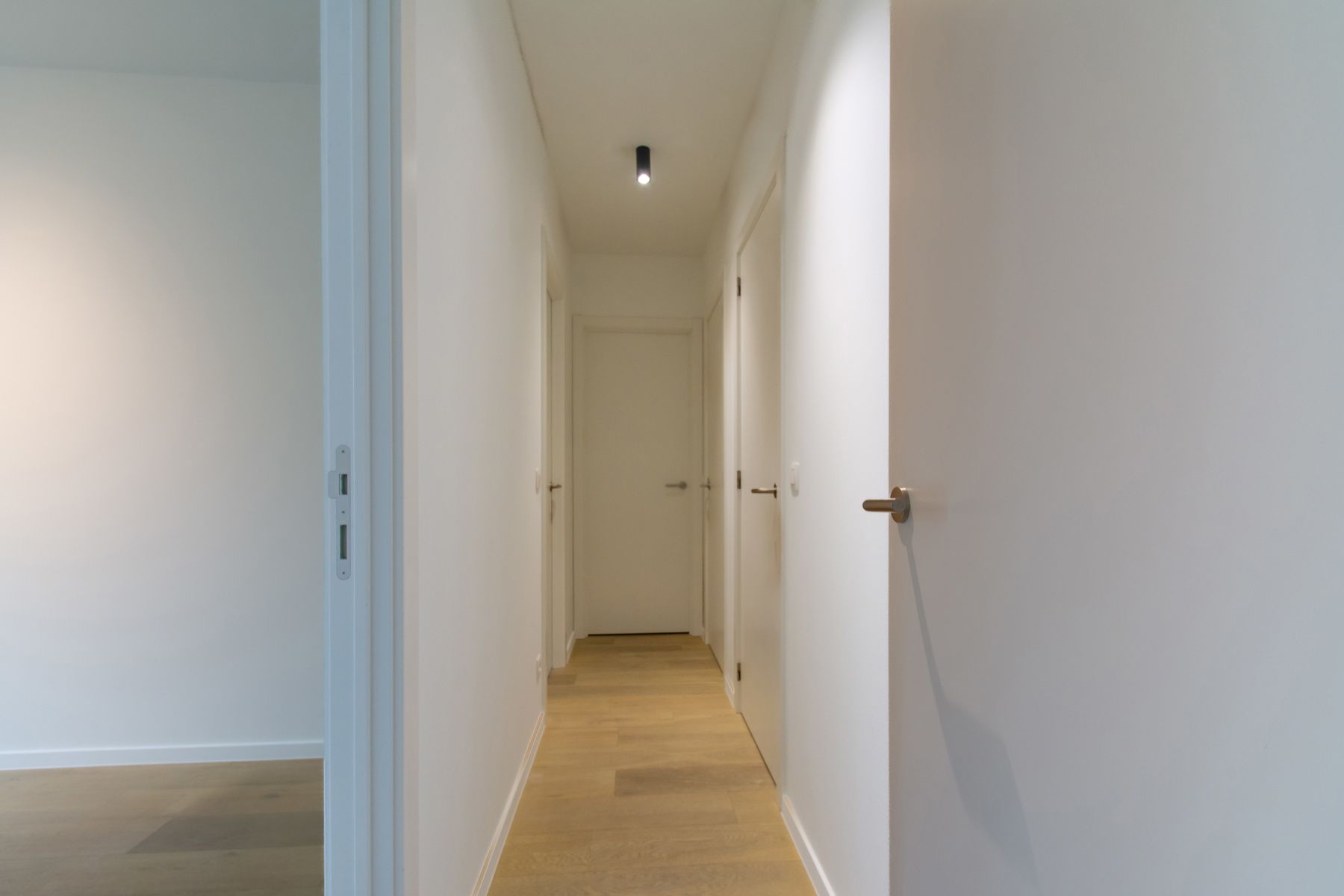 Twee-slaapkamerappartement met riant terras foto 12