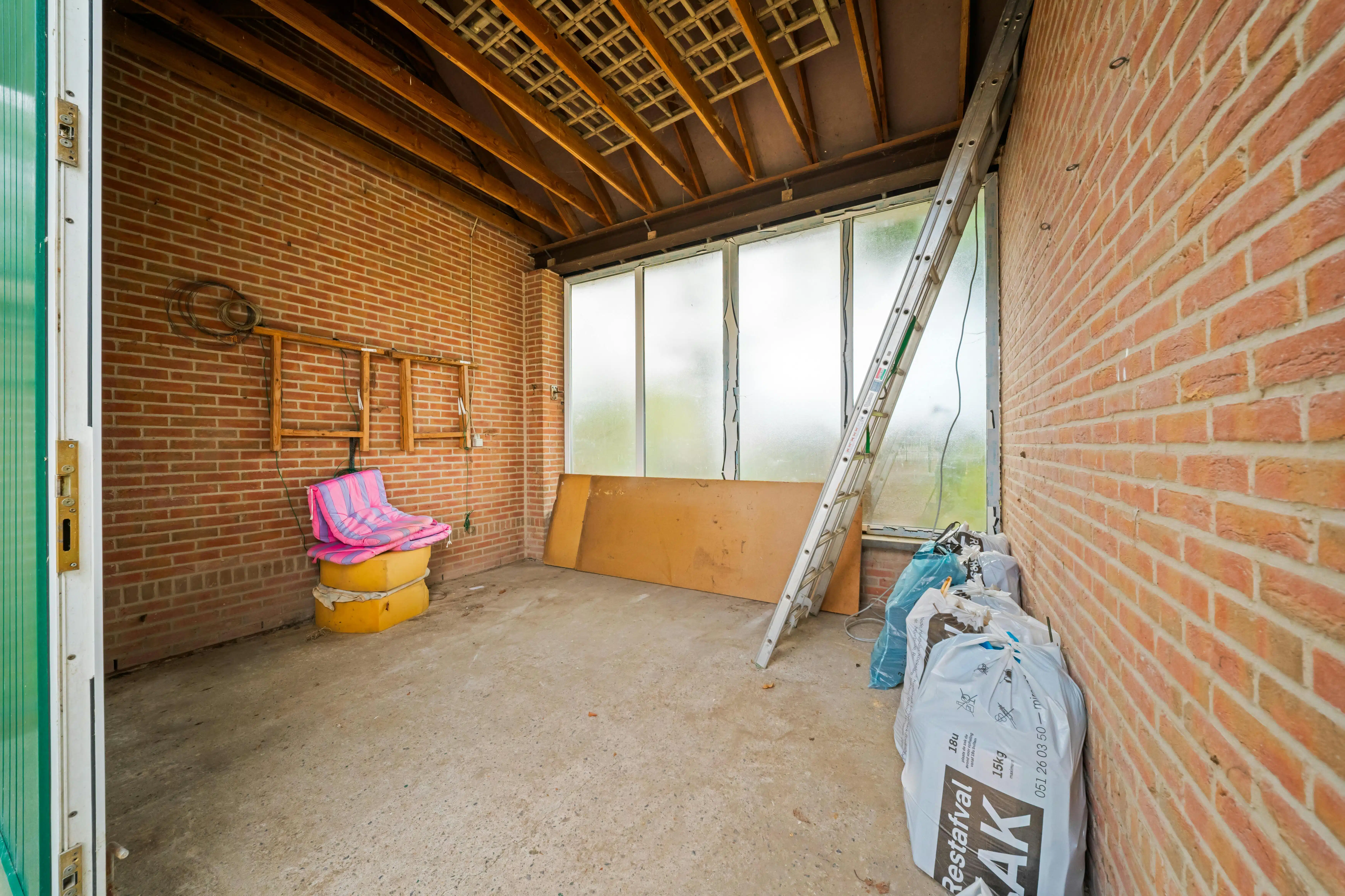 Hoogwaardige alleenstaande villa te koop in Langemark op 1.005m² foto 34