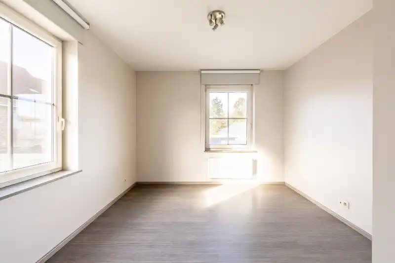 Halfopen woning met 4 slaapkamers en tuin nabij station Ingelmunster foto 10