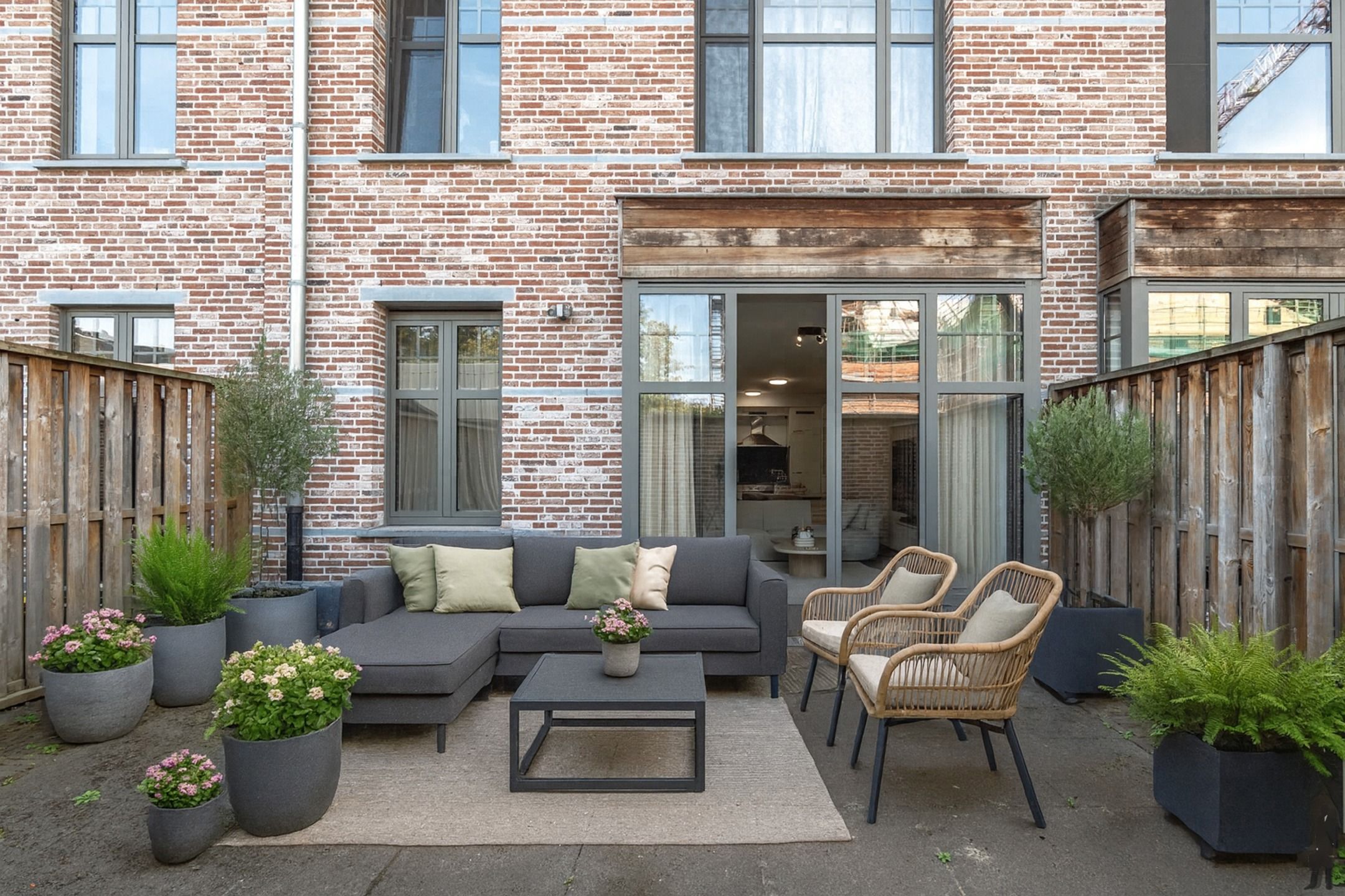 Charmant appartement met groot terras op toplocatie foto 12