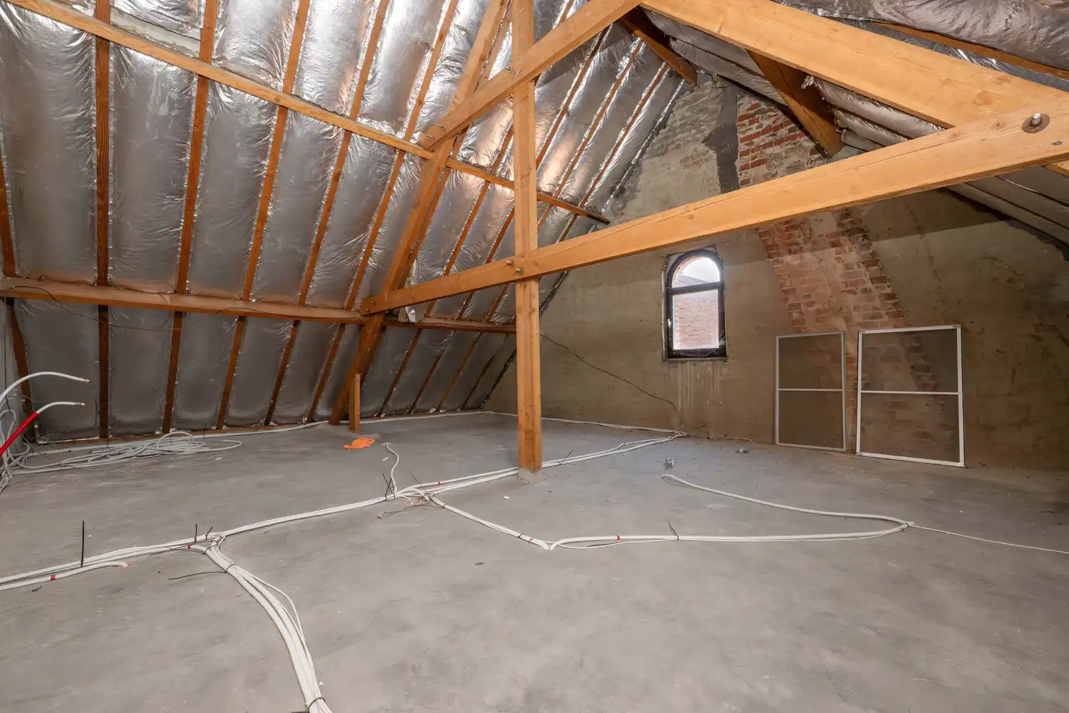 Halfopen woning te Ruiselede/Wingene. foto 18