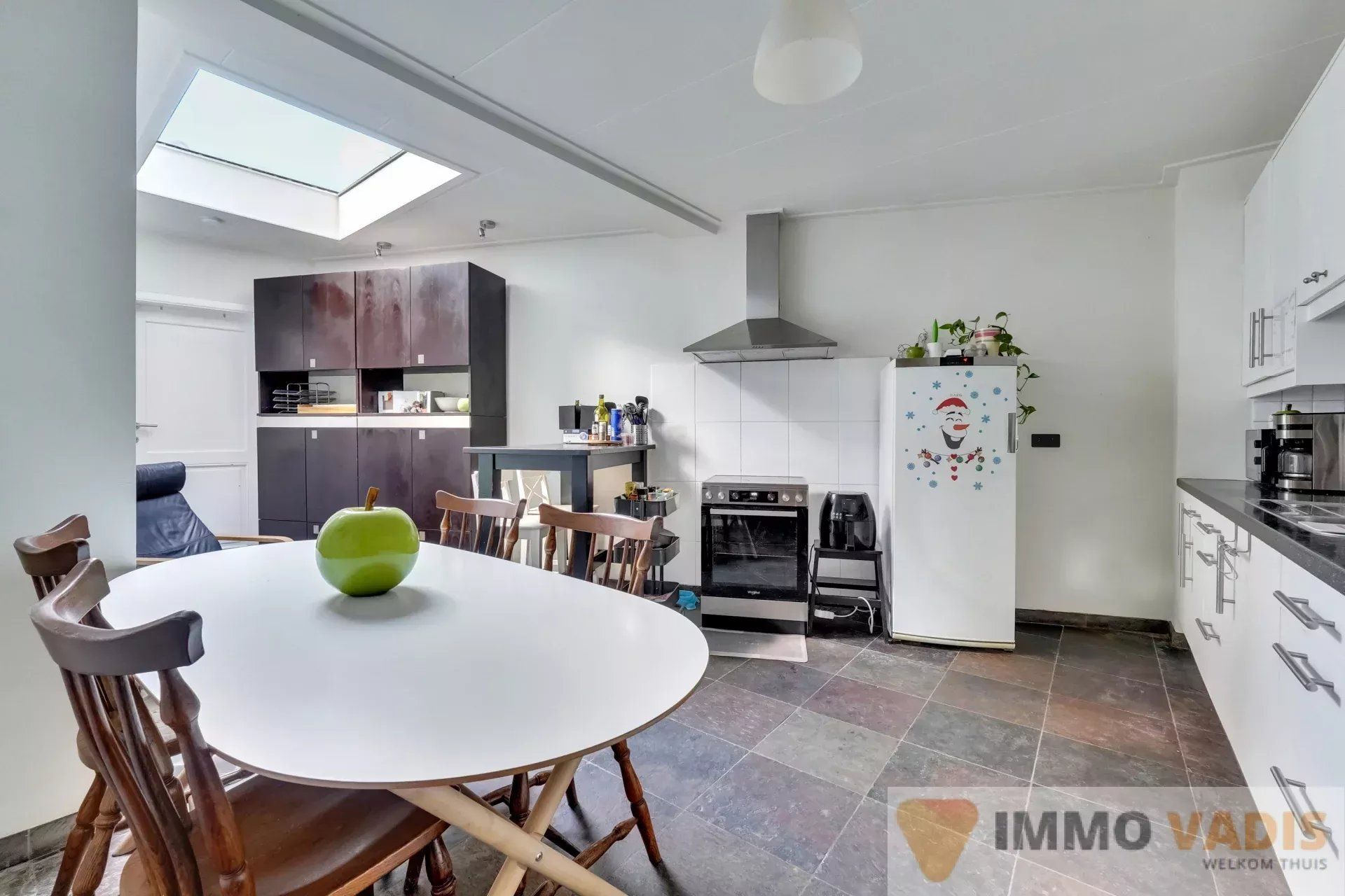 Stadswoning met garage, 2 slaapkamers en 2 badkamers, op een toplocatie in het centrum. Een verborgen parel in het hart van de stad. foto 6