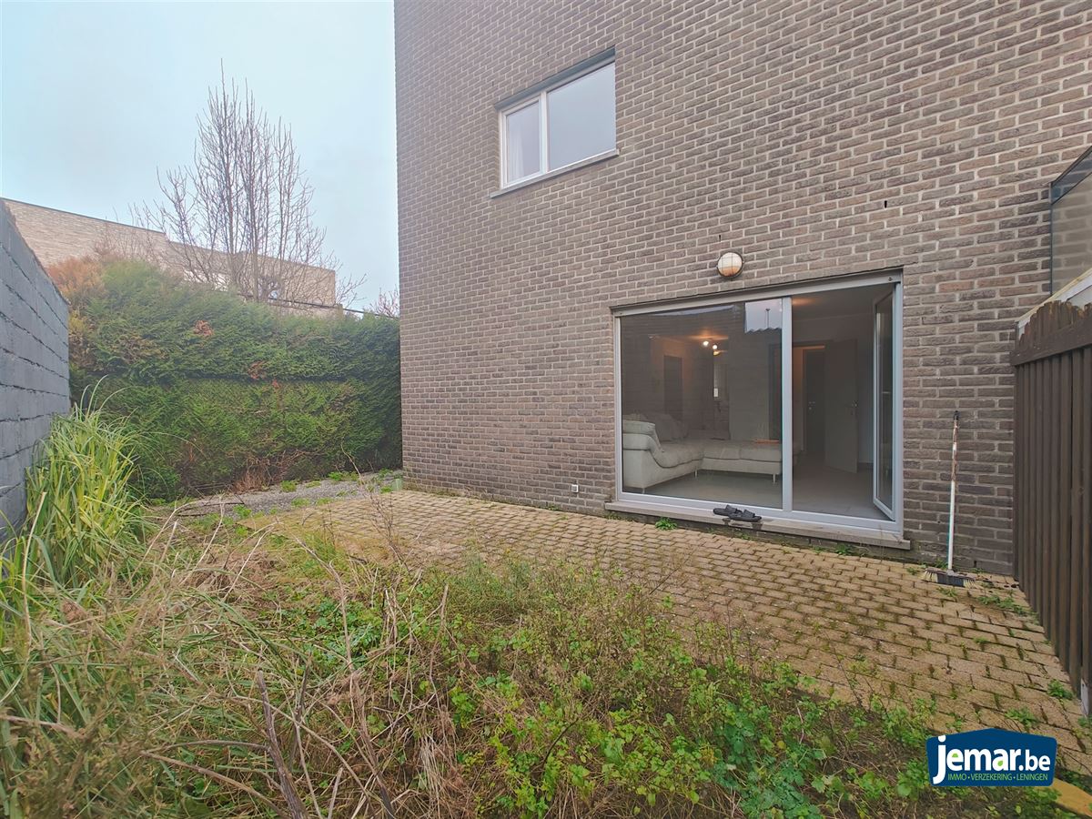 Gelijkvloers duplex appartement met 1 slaapkamer, tuin, berging en parking foto 2