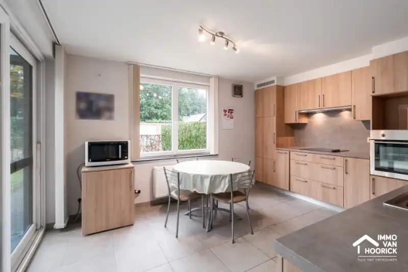 Prachtig instapklaar gelijkvloers appartement met tuin! foto 8