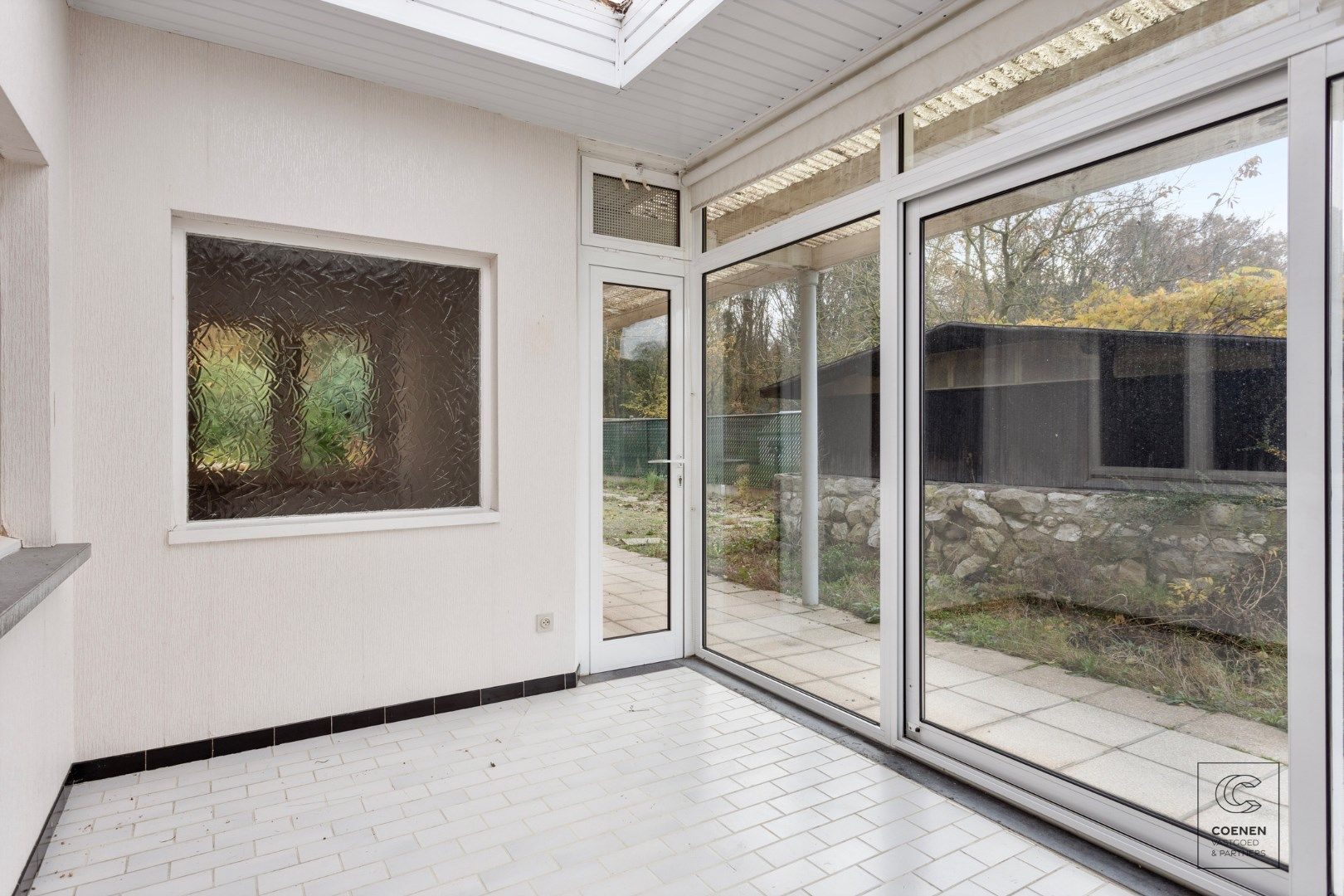 Te renoveren woning met een bew. opp. van 155 m², 3 slaapkamers op een perceel van 1.092 m².  foto 18