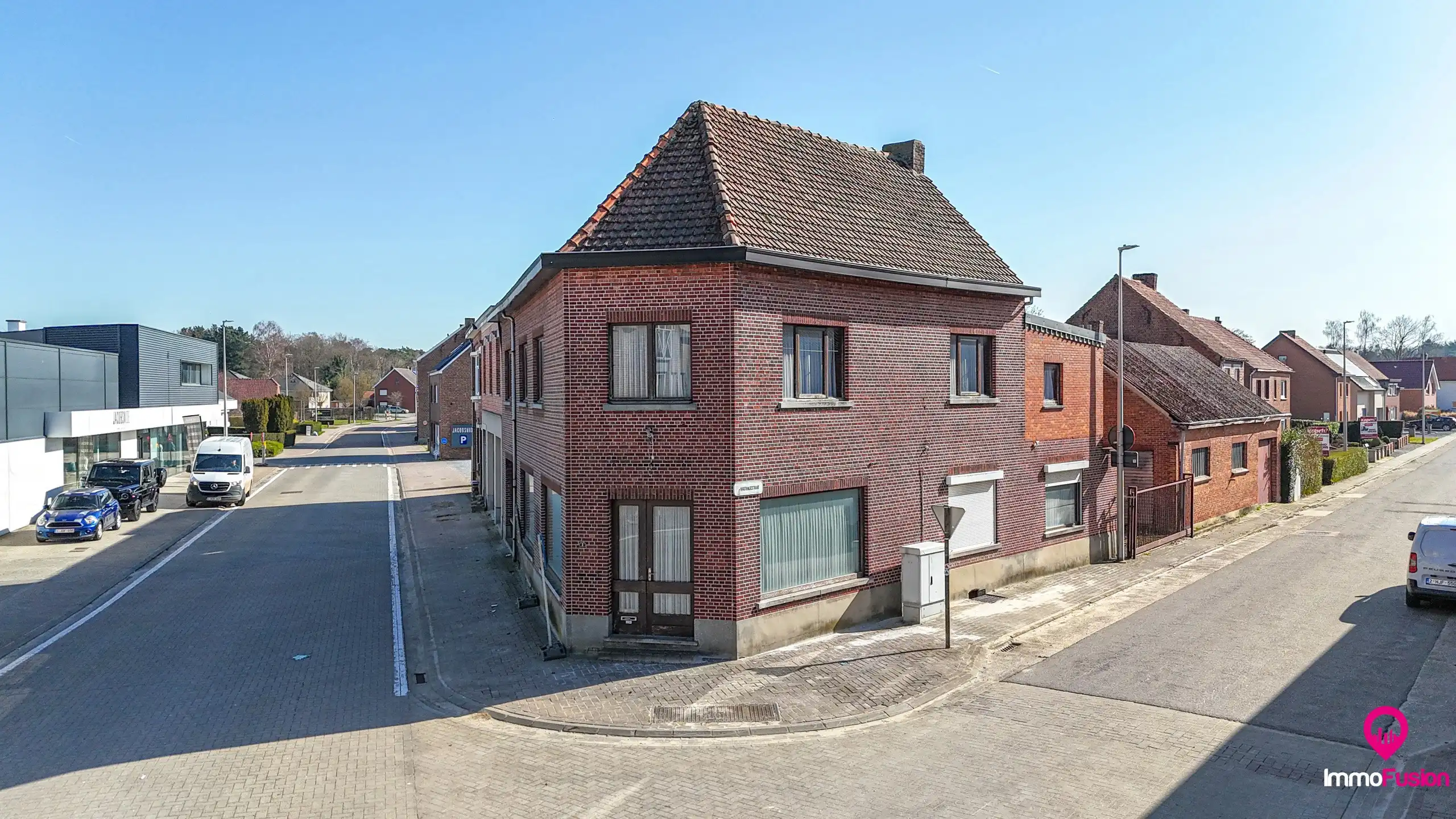 Woning te renoveren met veel mogelijkheden in Ham! foto 3