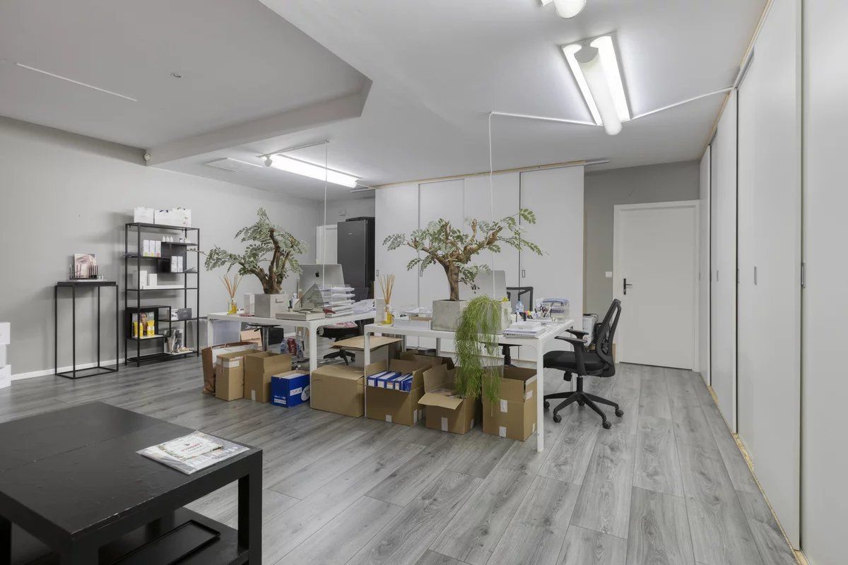 WINKELRUIMTE VAN +/- 80 M²   IN GALERIJ RUBENS IN LANAKEN foto 6