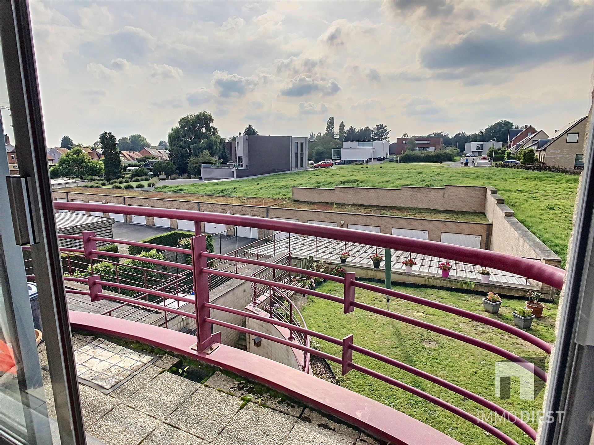 Ruime duplex dichtbij het centrum van Tessenderlo foto 6