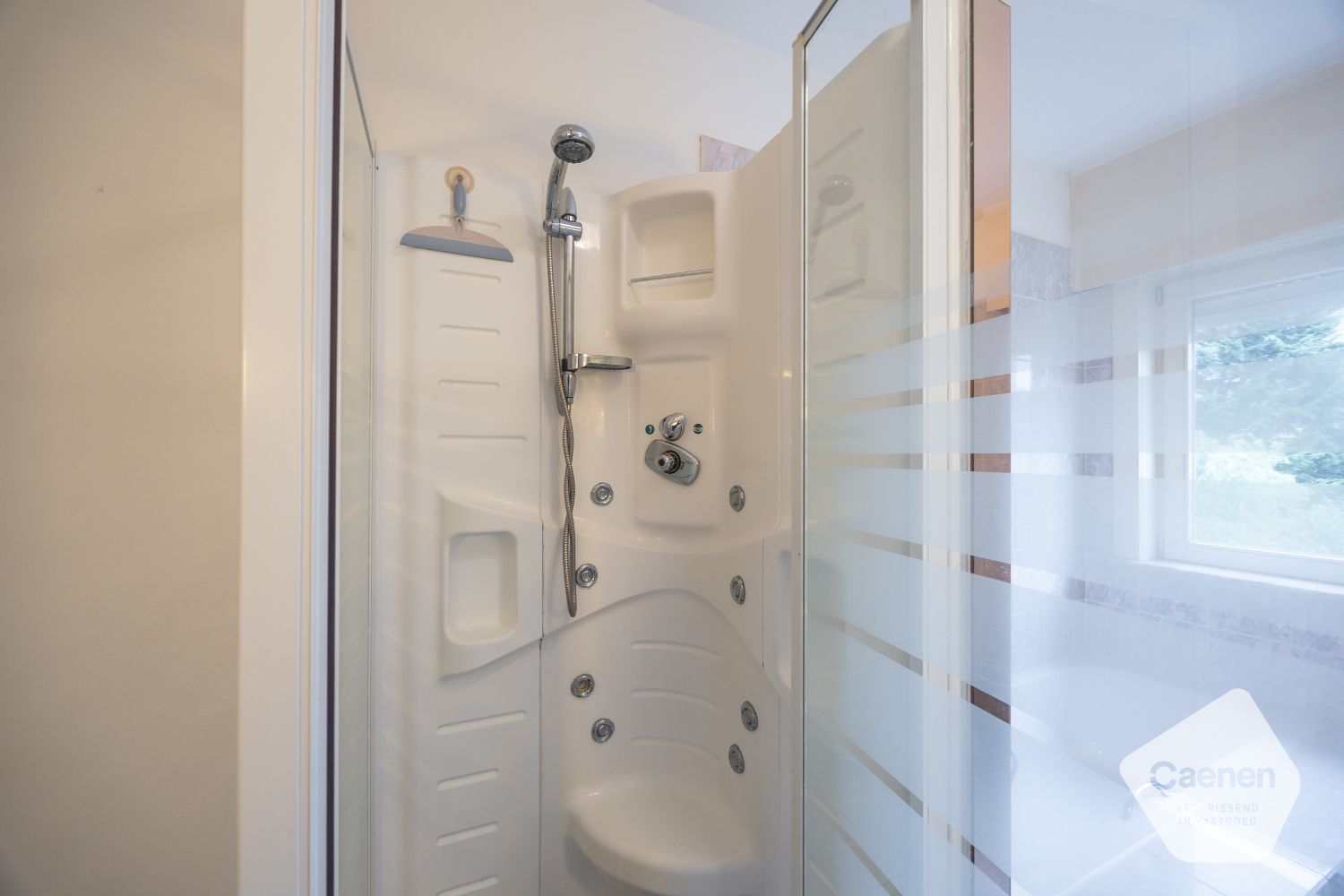 Opbrengsteigendom met 3 appartementen op toplocatie foto 35