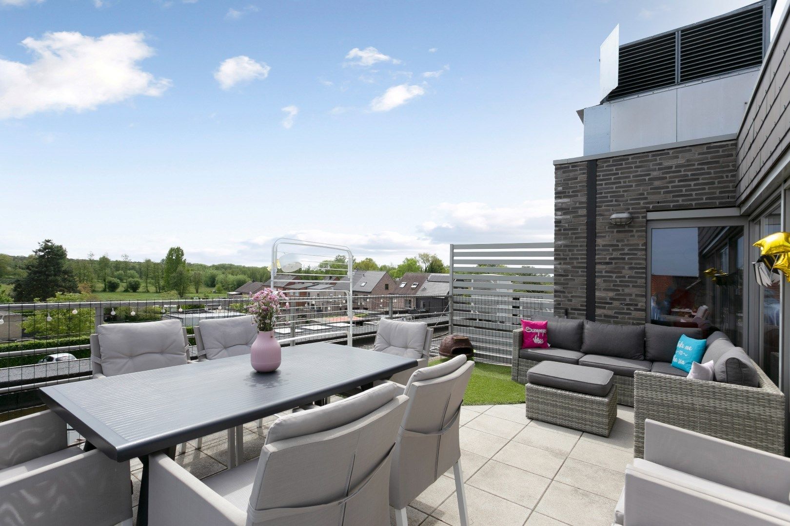 Dakappartement met ruim zuidgeoriënteerd terras! foto 15